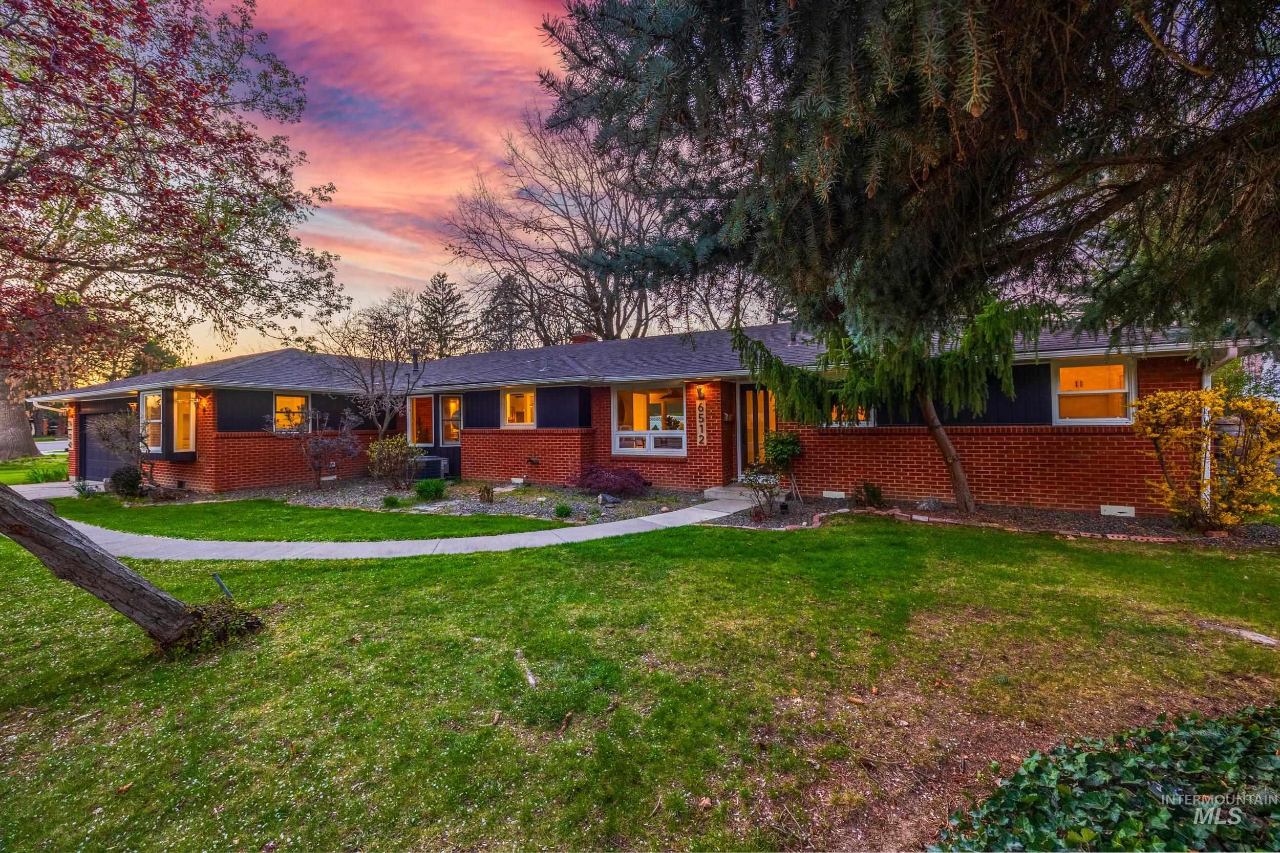 6512 W Morton Dr, Boise, Idaho 83704, 4 Bedrooms, 2.5 Bathrooms, Residential For Sale, Price $700,000, 98981085