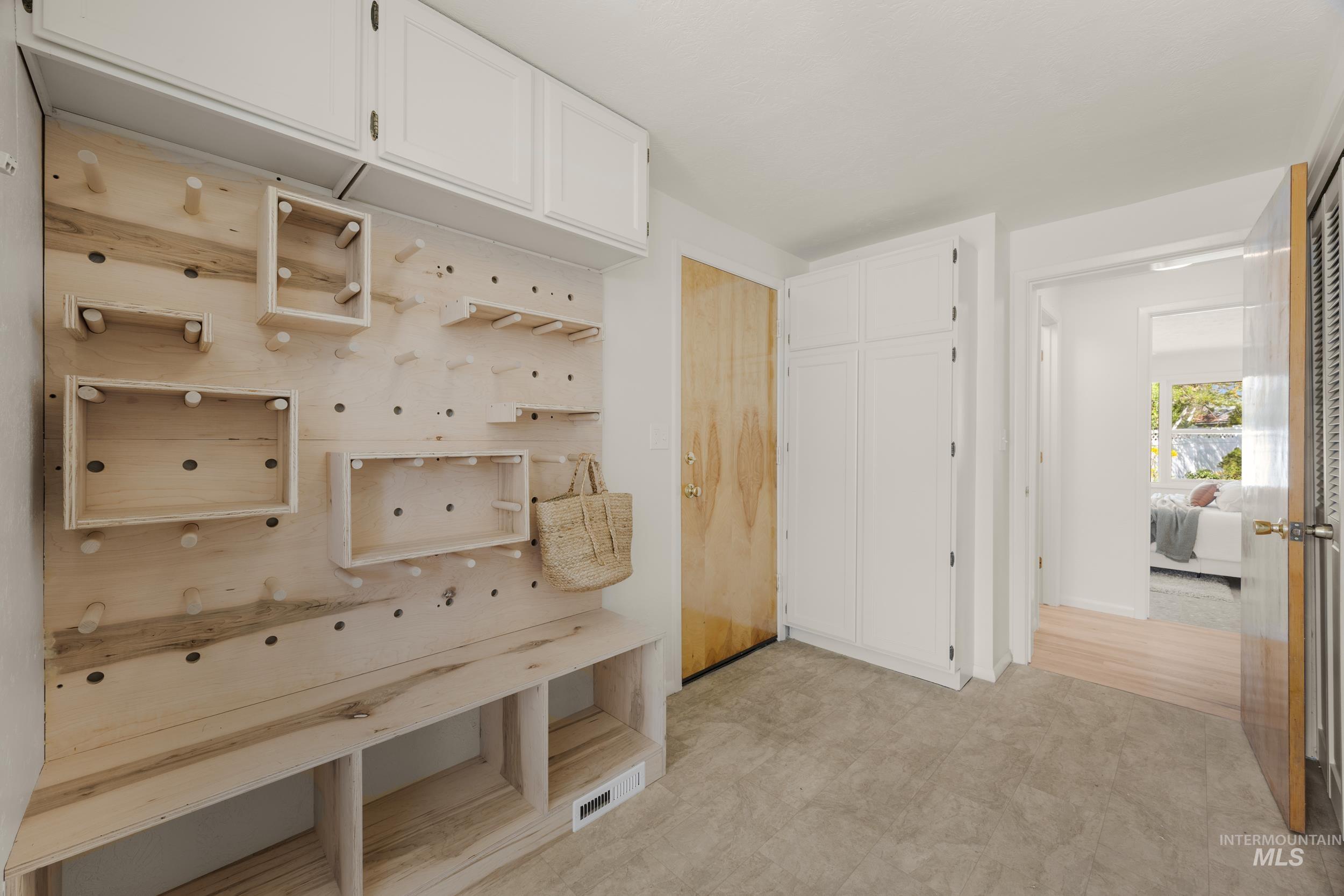 6512 W Morton Dr, Boise, Idaho 83704, 4 Bedrooms, 2.5 Bathrooms, Residential For Sale, Price $700,000, 98981085