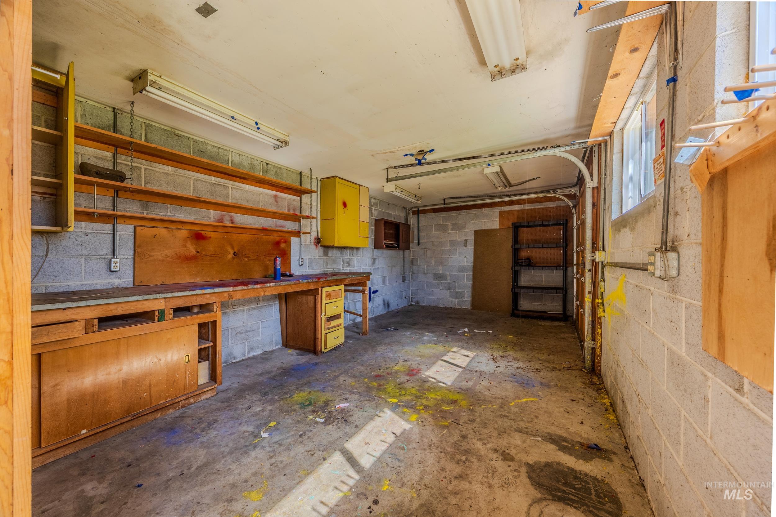 6512 W Morton Dr, Boise, Idaho 83704, 4 Bedrooms, 2.5 Bathrooms, Residential For Sale, Price $700,000, 98981085