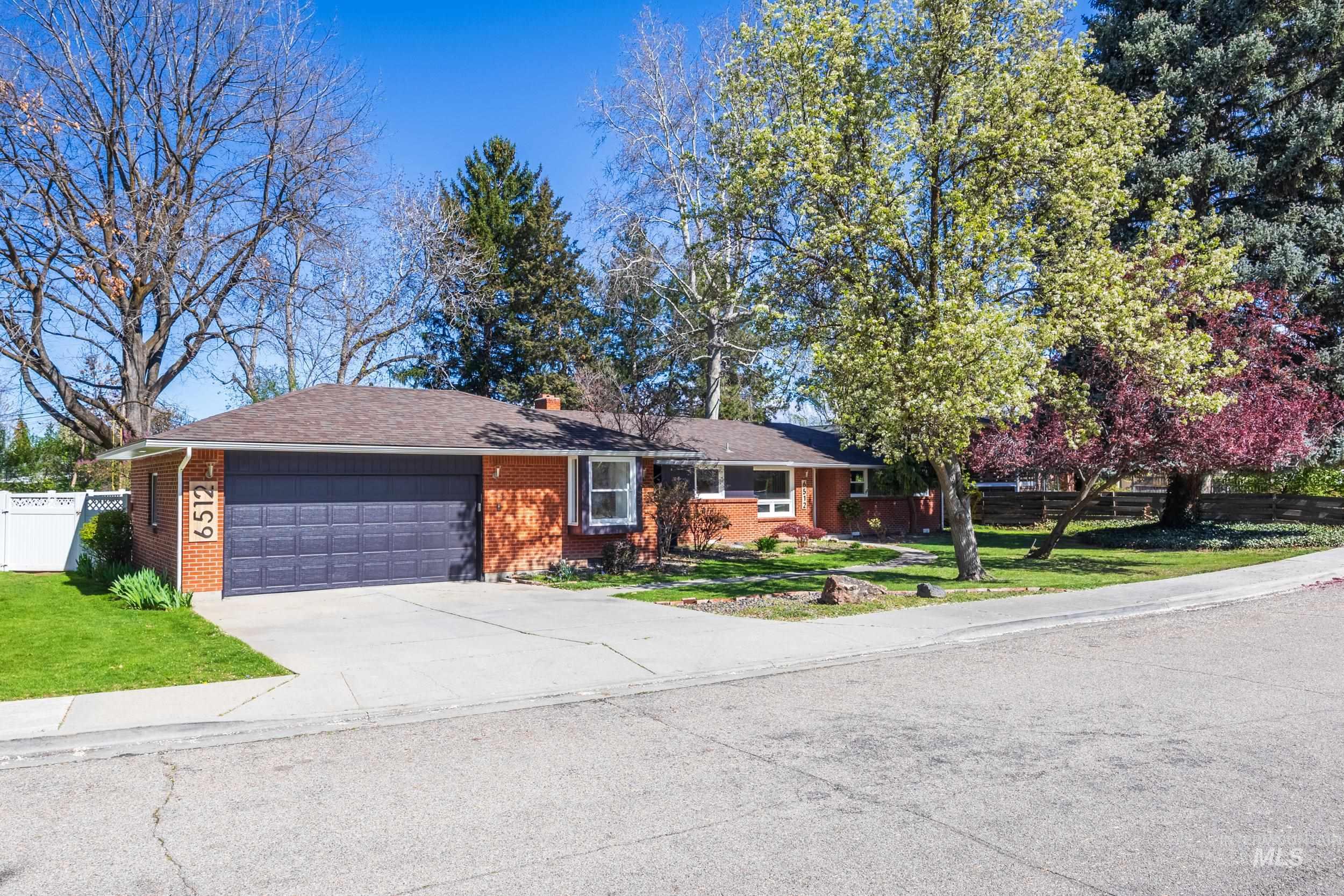 6512 W Morton Dr, Boise, Idaho 83704, 4 Bedrooms, 2.5 Bathrooms, Residential For Sale, Price $700,000, 98981085