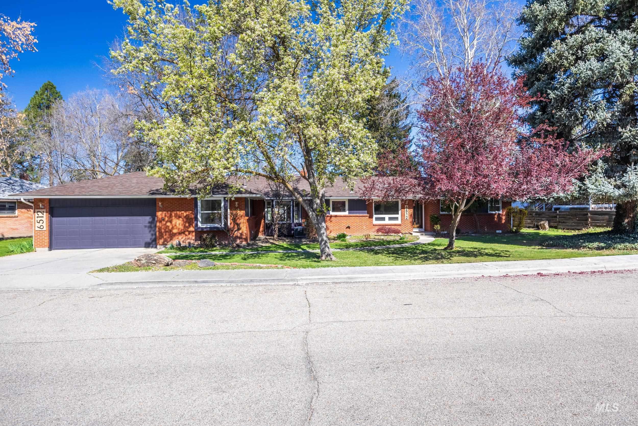 6512 W Morton Dr, Boise, Idaho 83704, 4 Bedrooms, 2.5 Bathrooms, Residential For Sale, Price $700,000, 98981085