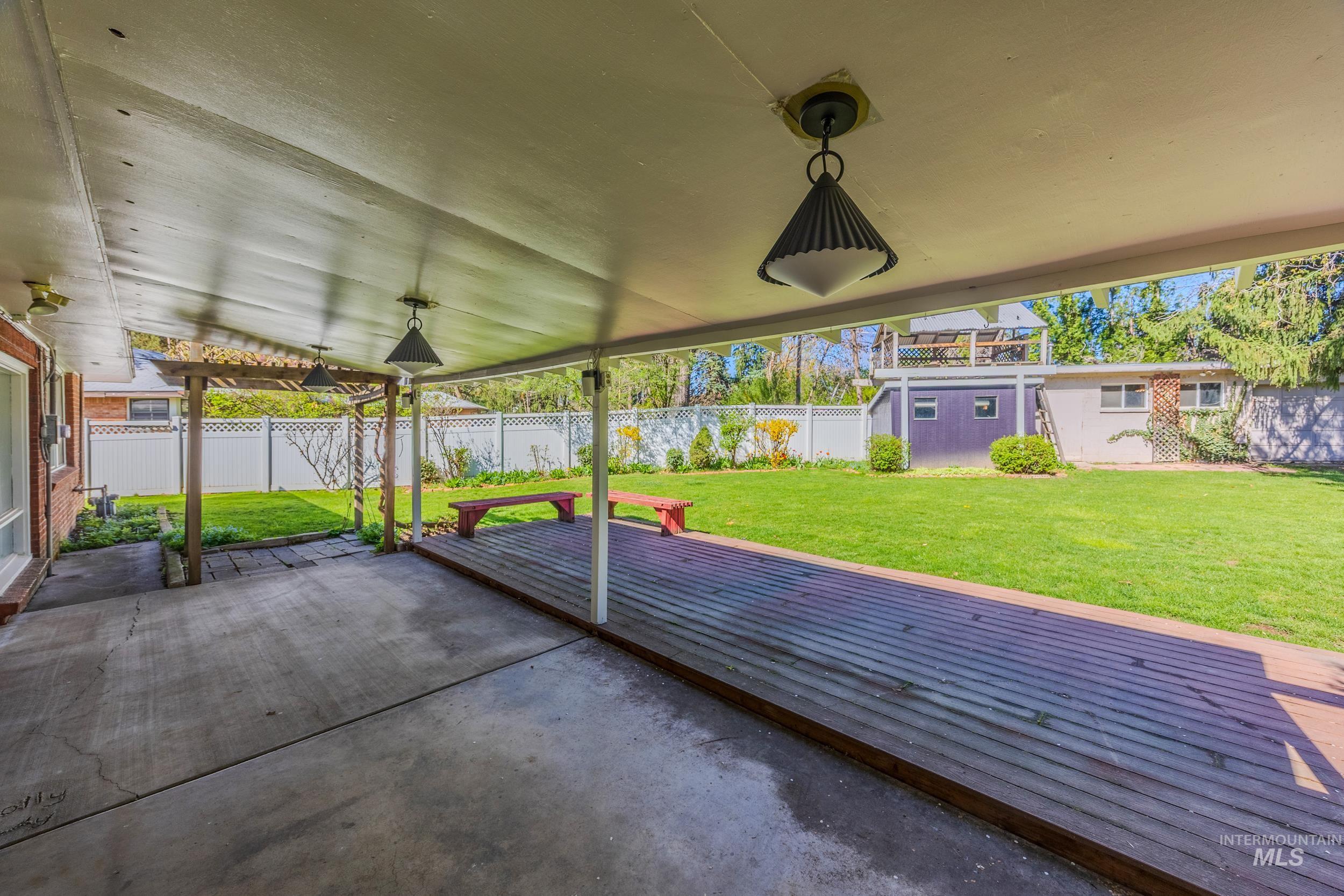 6512 W Morton Dr, Boise, Idaho 83704, 4 Bedrooms, 2.5 Bathrooms, Residential For Sale, Price $700,000, 98981085