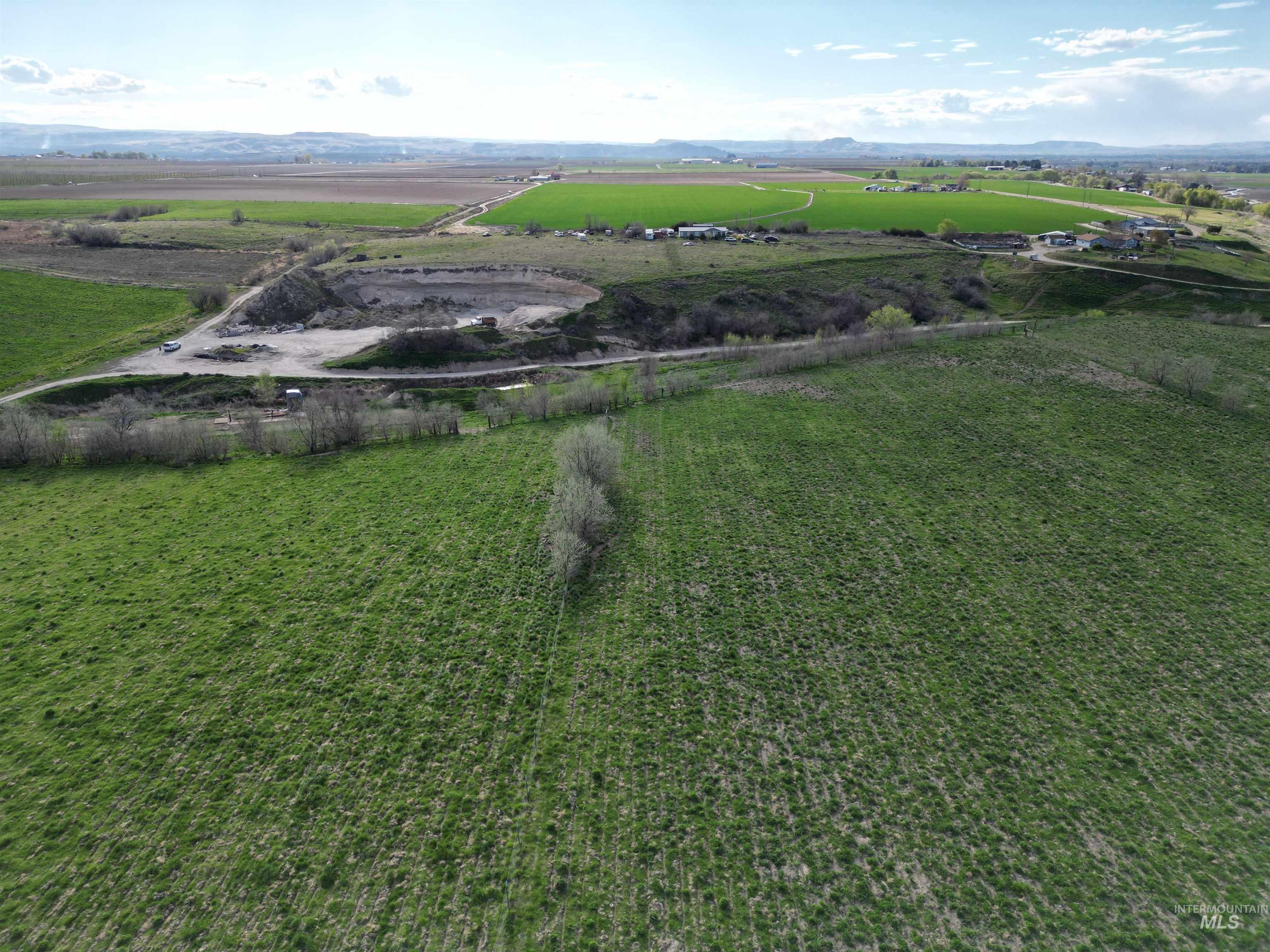 17.9ac TBD Mathews Rd, Parma, Idaho 83660, Land For Sale, Price $450,000,MLS 98981086