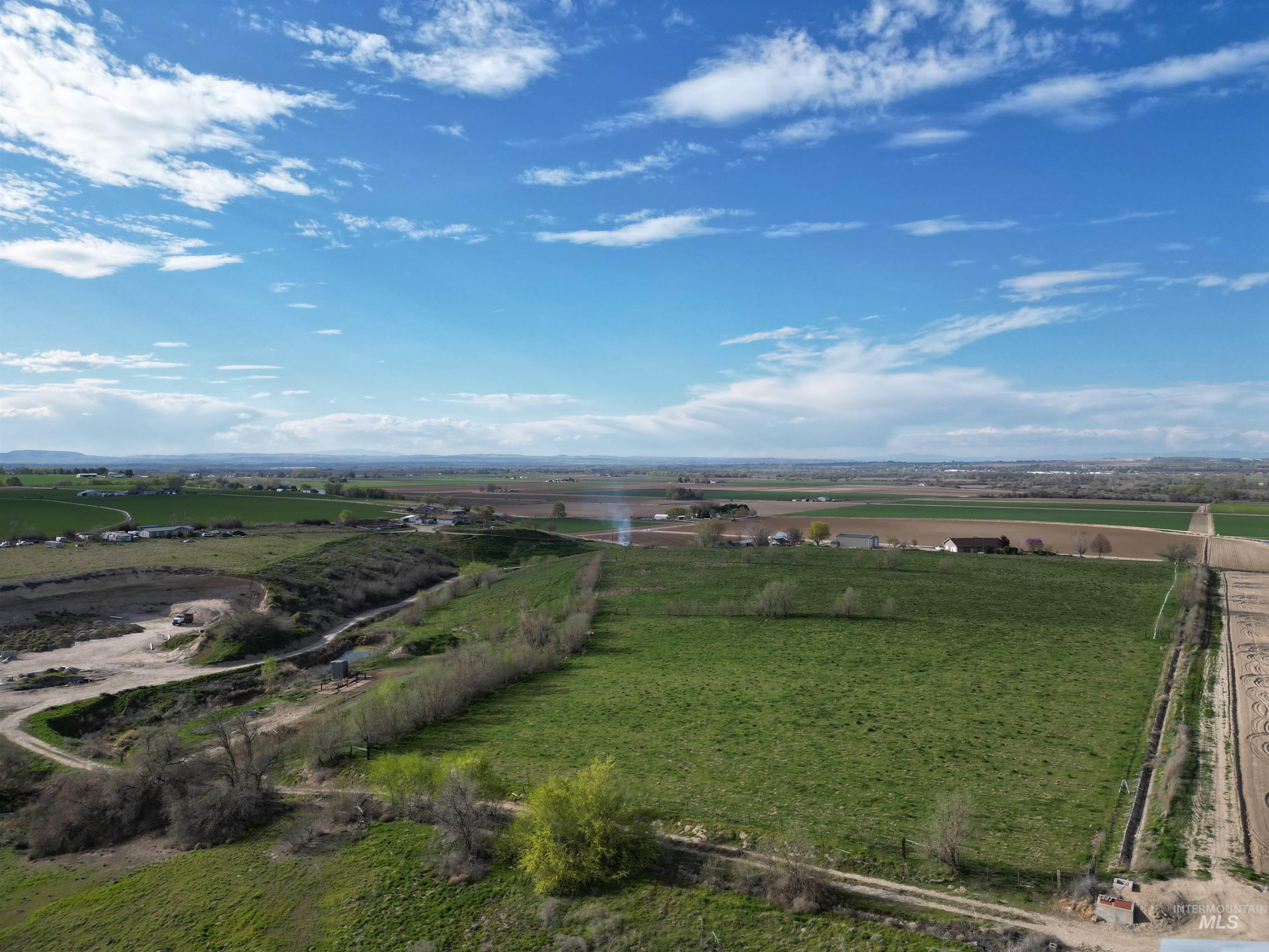 17.9ac TBD Mathews Rd, Parma, Idaho 83660, Land For Sale, Price $450,000,MLS 98981086