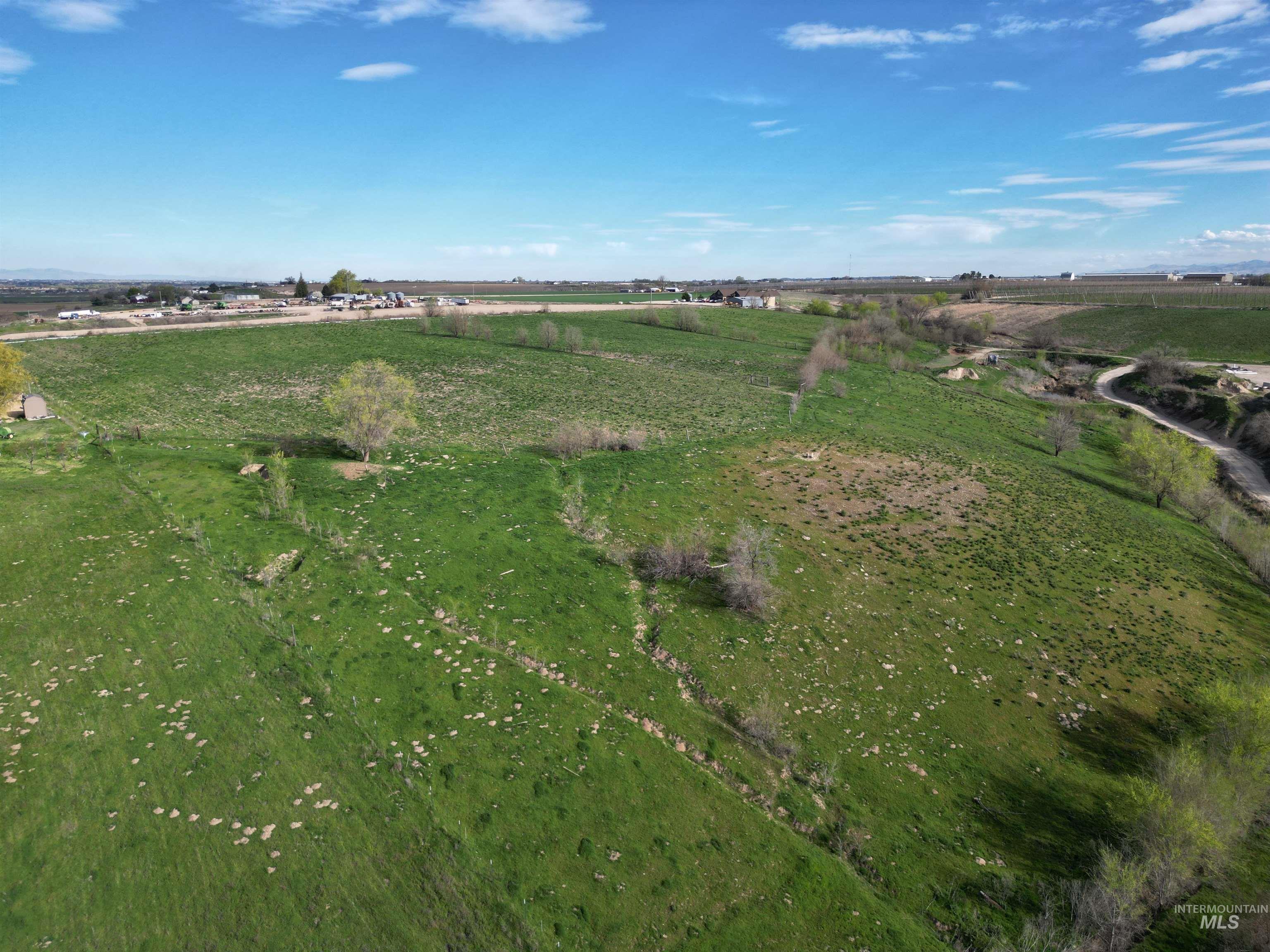 17.9ac TBD Mathews Rd, Parma, Idaho 83660, Land For Sale, Price $450,000,MLS 98981086