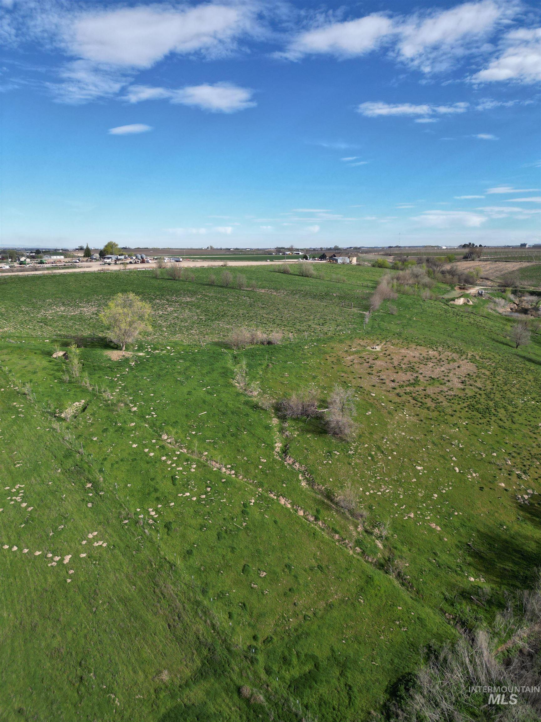 17.9ac TBD Mathews Rd, Parma, Idaho 83660, Land For Sale, Price $450,000,MLS 98981086