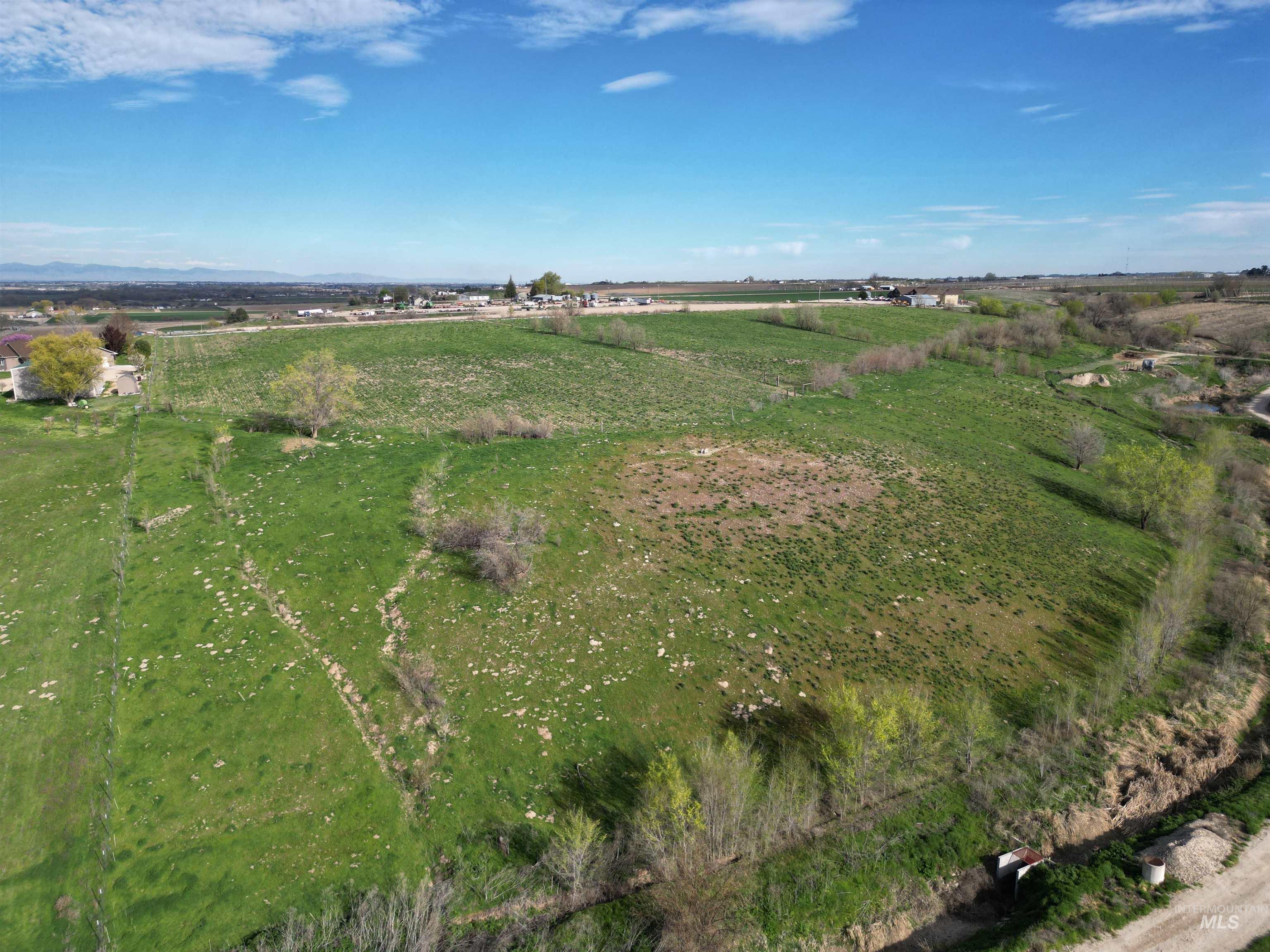 17.9ac TBD Mathews Rd, Parma, Idaho 83660, Land For Sale, Price $450,000,MLS 98981086