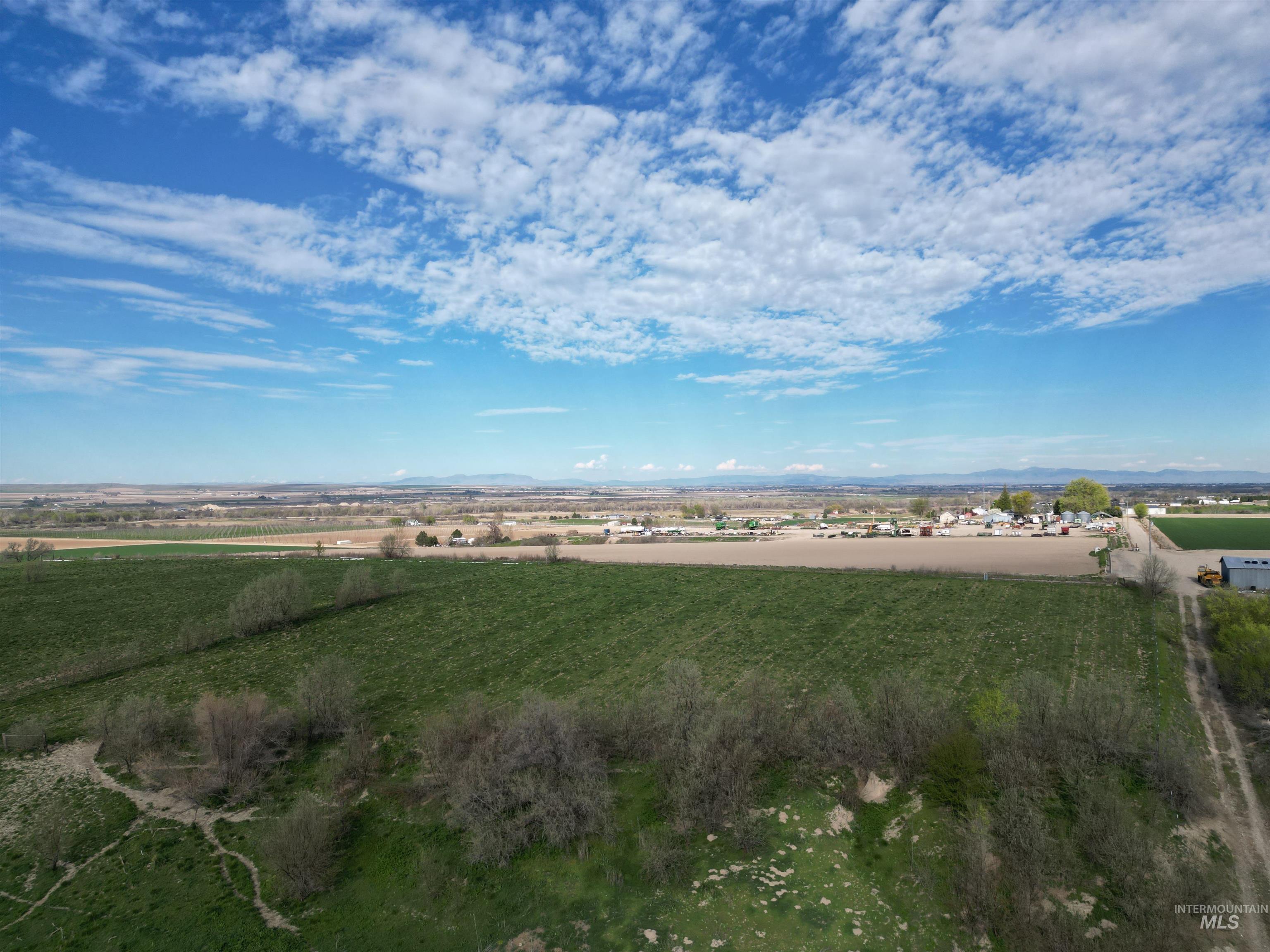17.9ac TBD Mathews Rd, Parma, Idaho 83660, Land For Sale, Price $450,000,MLS 98981086