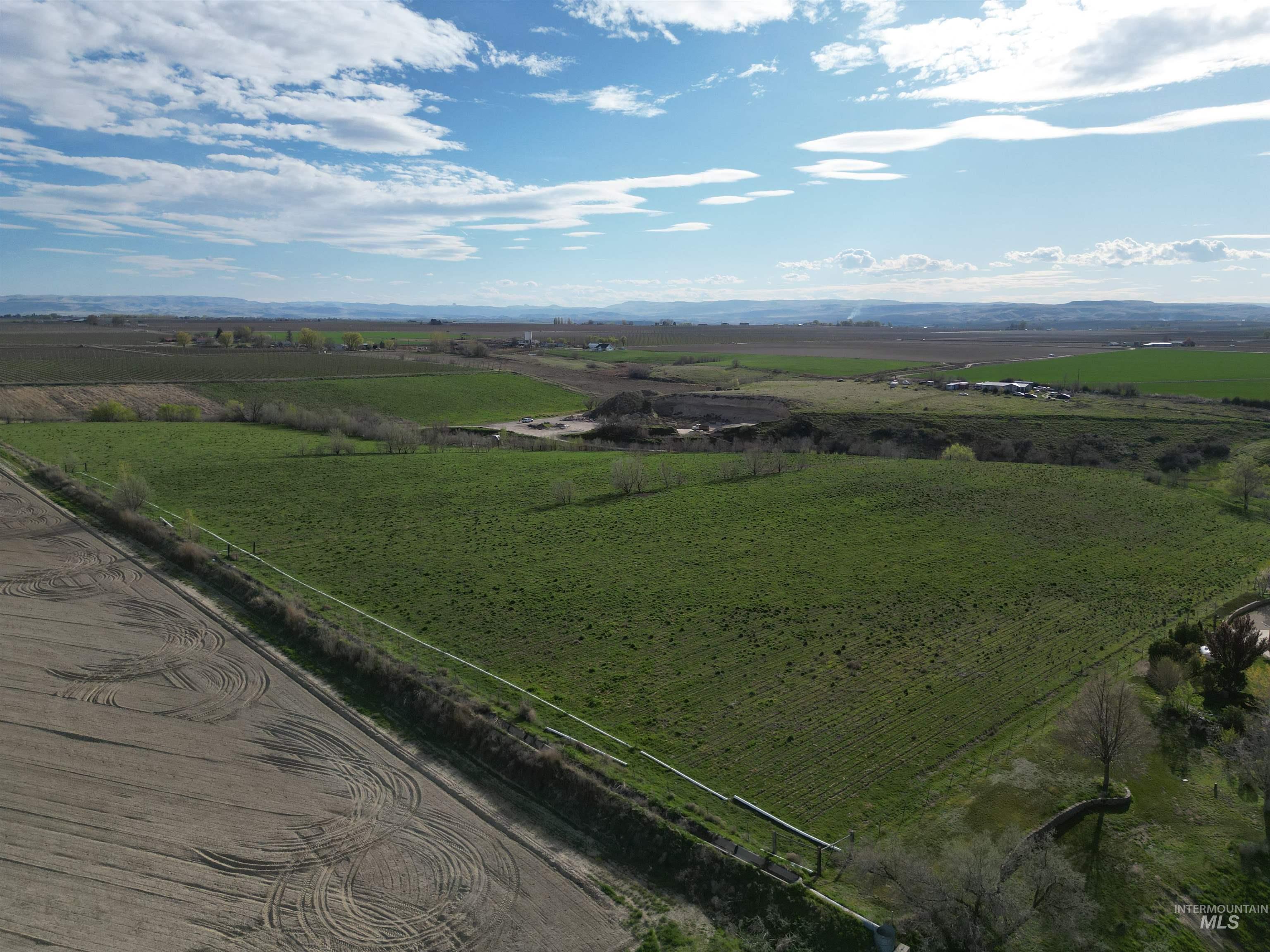 17.9ac TBD Mathews Rd, Parma, Idaho 83660, Land For Sale, Price $450,000,MLS 98981086