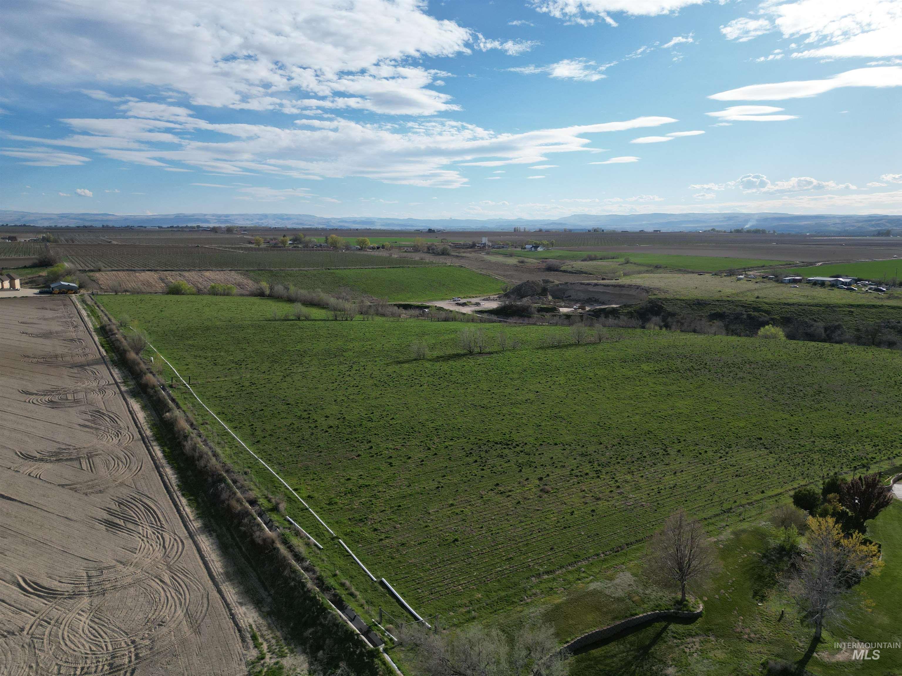17.9ac TBD Mathews Rd, Parma, Idaho 83660, Land For Sale, Price $450,000,MLS 98981086
