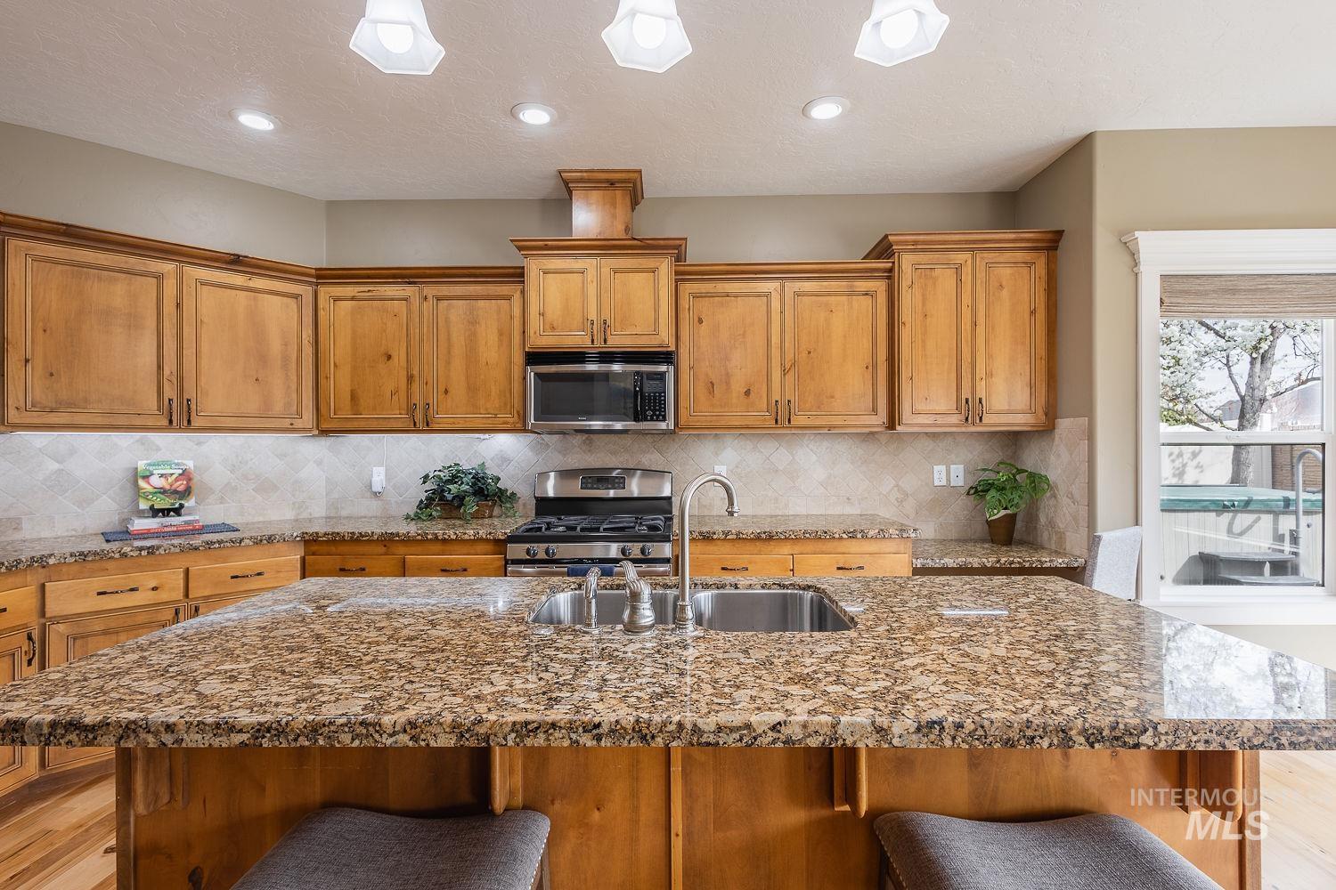 662 N Culver Creek Ave, Star, Idaho 83669, 4 Bedrooms, 3 Bathrooms, Residential For Sale, Price $599,900, 98981087