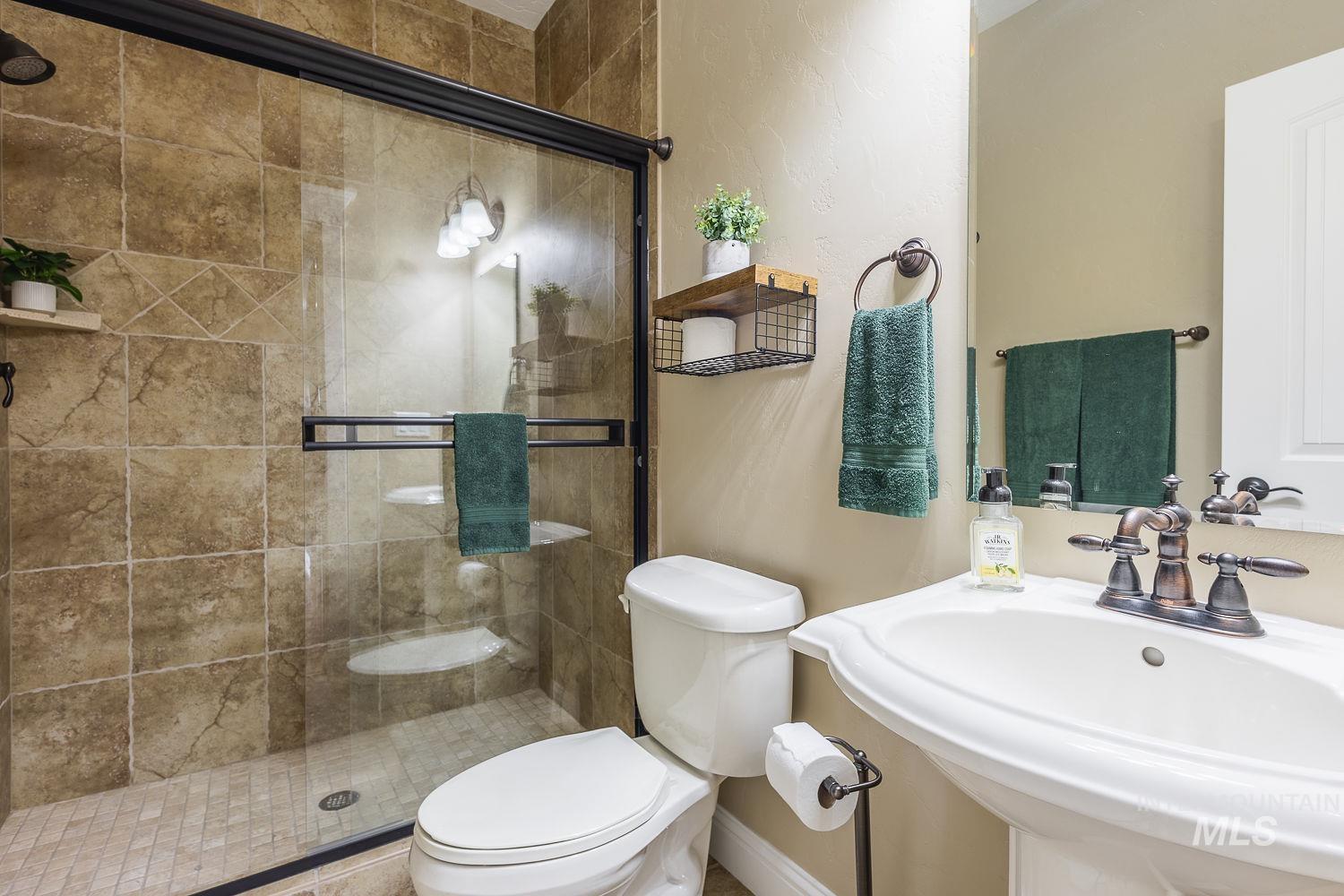 662 N Culver Creek Ave, Star, Idaho 83669, 4 Bedrooms, 3 Bathrooms, Residential For Sale, Price $599,900, 98981087