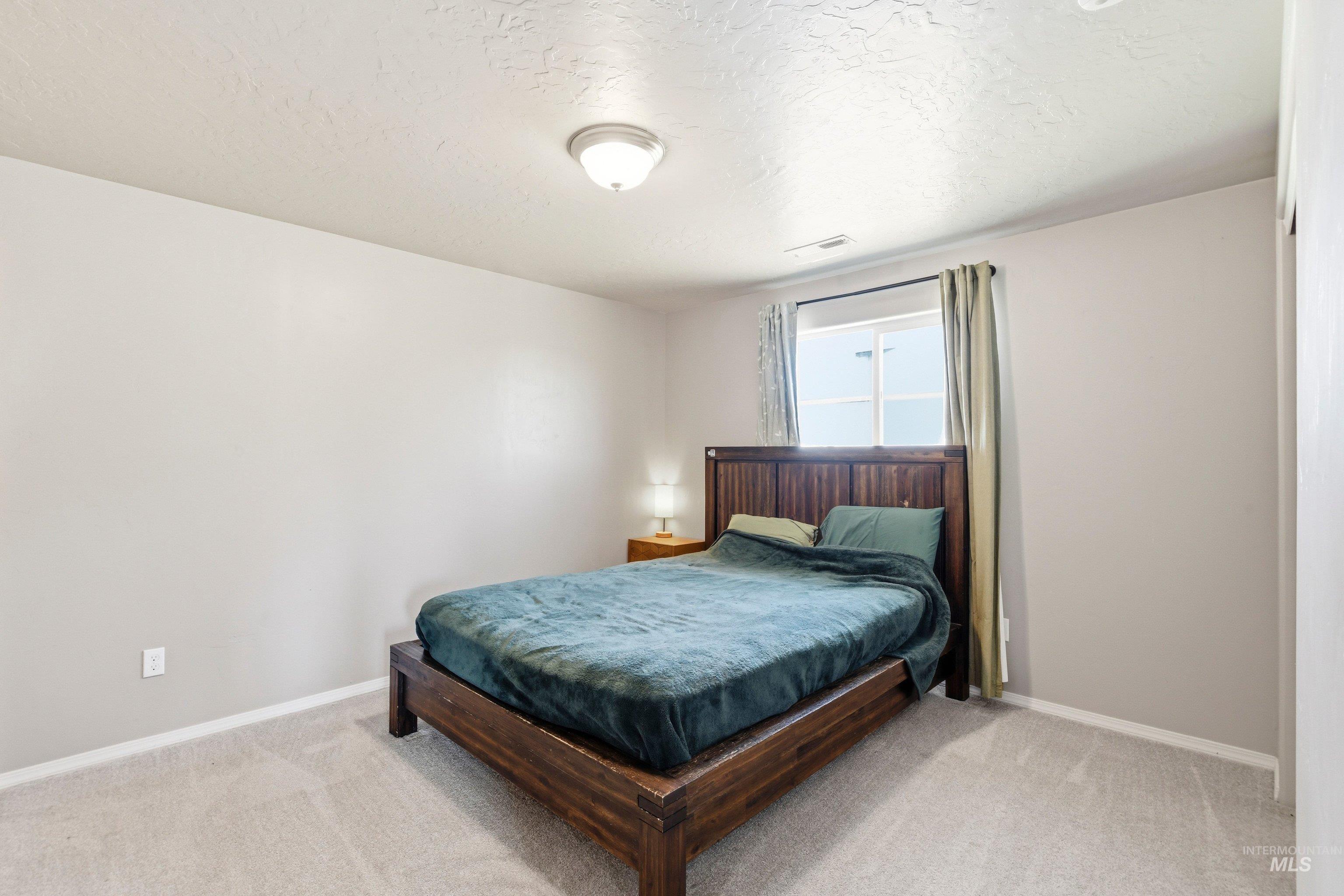 11359 Queensland Dr., Caldwell, Idaho 83605, 3 Bedrooms, 2 Bathrooms, Residential For Sale, Price $345,000, 98981088