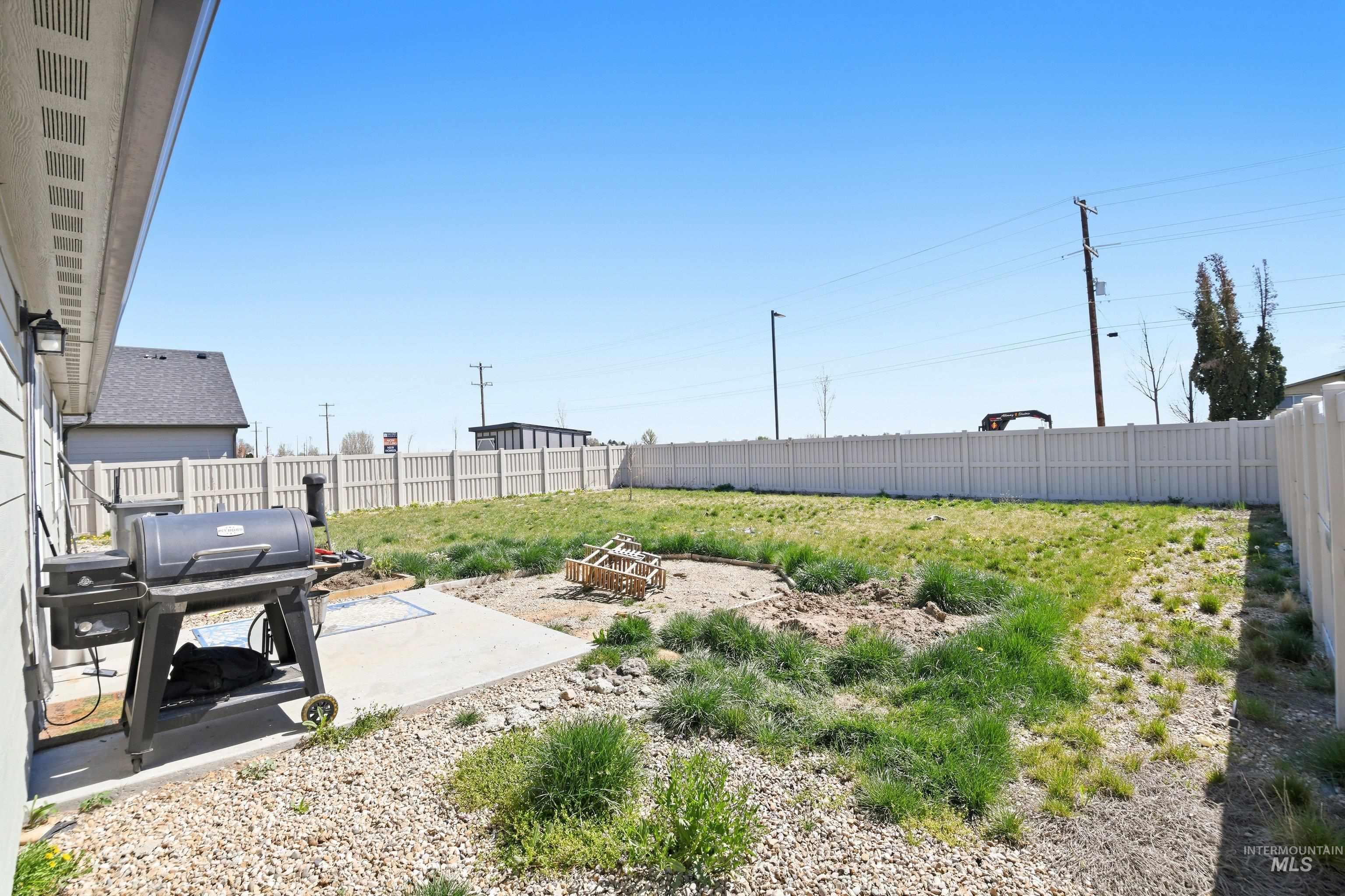 11359 Queensland Dr., Caldwell, Idaho 83605, 3 Bedrooms, 2 Bathrooms, Residential For Sale, Price $345,000, 98981088