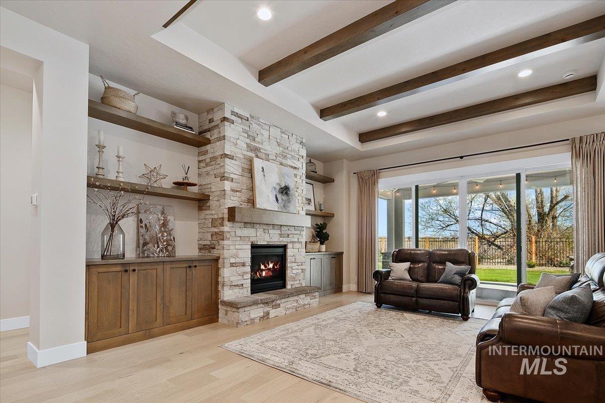 6500 W Flathead Lake St., Eagle, Idaho 83616, 5 Bedrooms, 4 Bathrooms, Residential For Sale, Price $1,050,000, 98981091