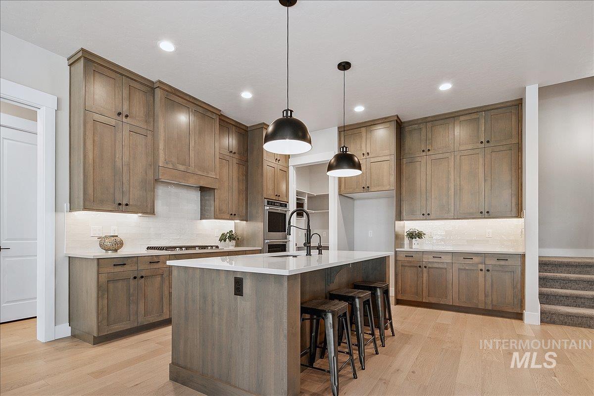 6500 W Flathead Lake St., Eagle, Idaho 83616, 5 Bedrooms, 4 Bathrooms, Residential For Sale, Price $1,050,000, 98981091