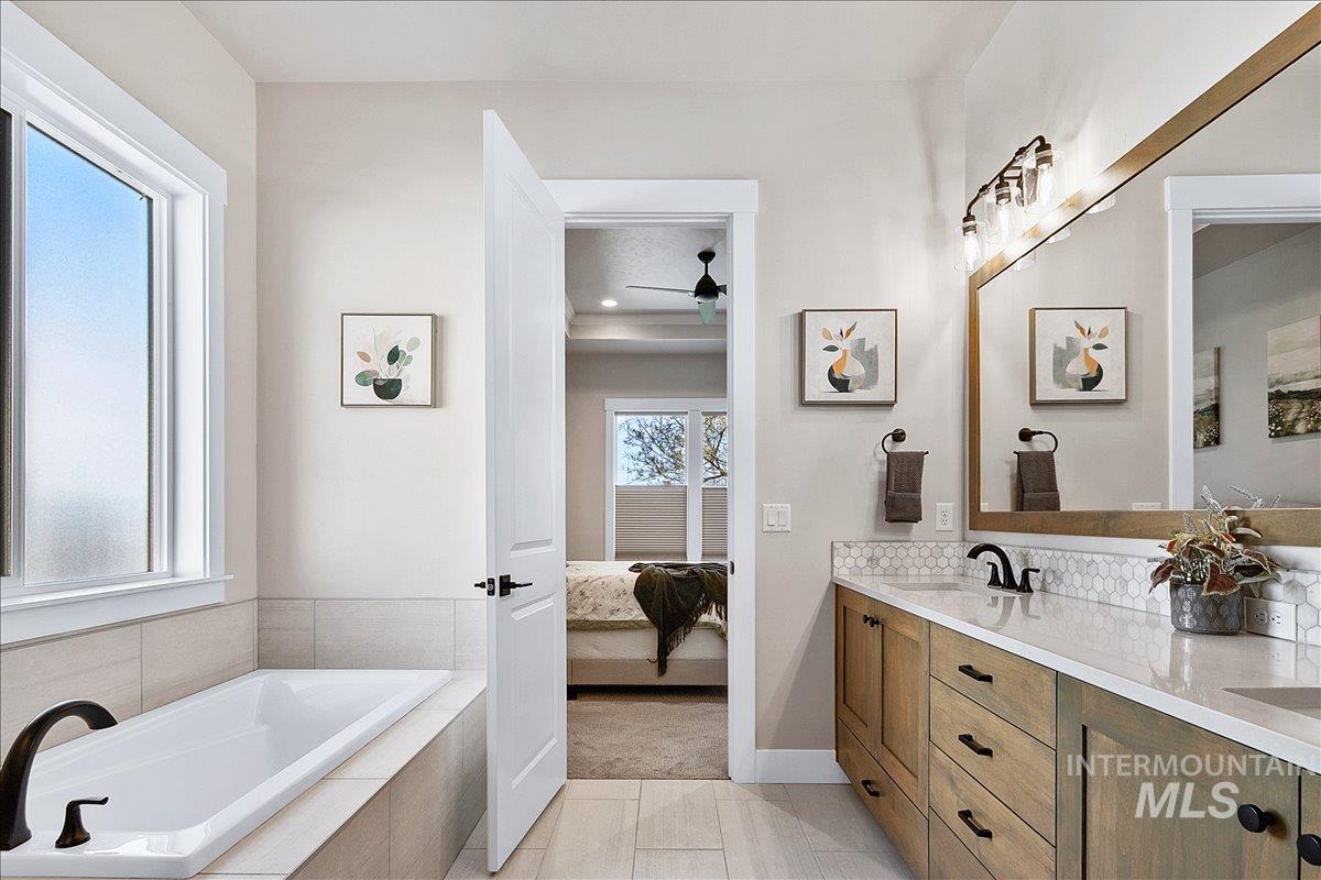 6500 W Flathead Lake St., Eagle, Idaho 83616, 5 Bedrooms, 4 Bathrooms, Residential For Sale, Price $1,050,000, 98981091