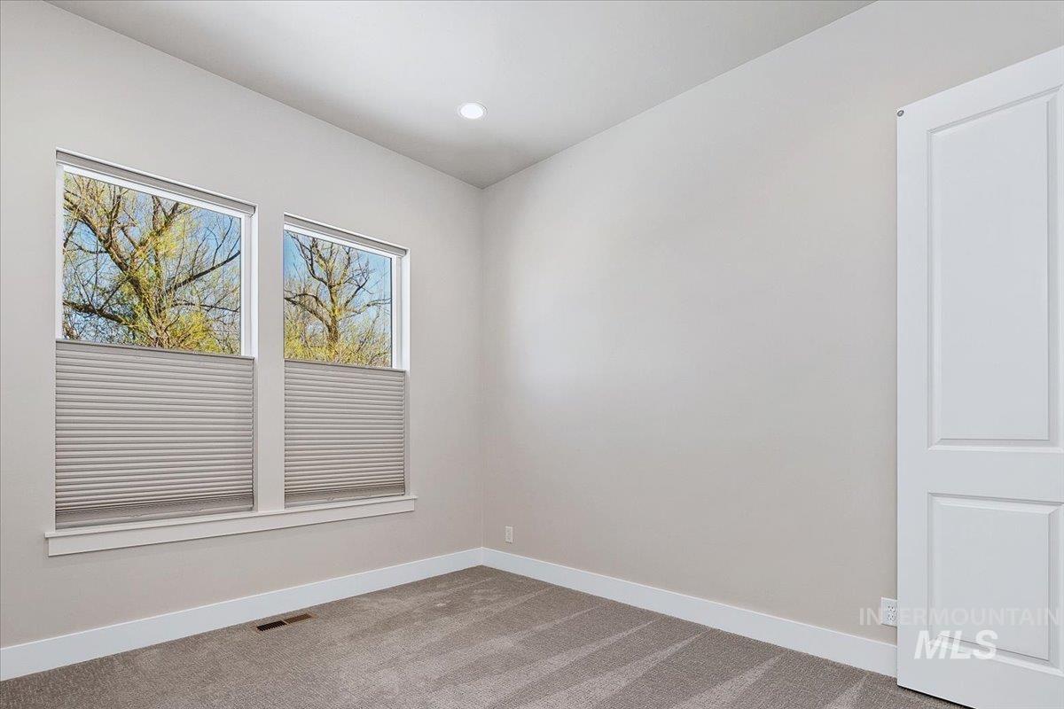 6500 W Flathead Lake St., Eagle, Idaho 83616, 5 Bedrooms, 4 Bathrooms, Residential For Sale, Price $1,050,000, 98981091