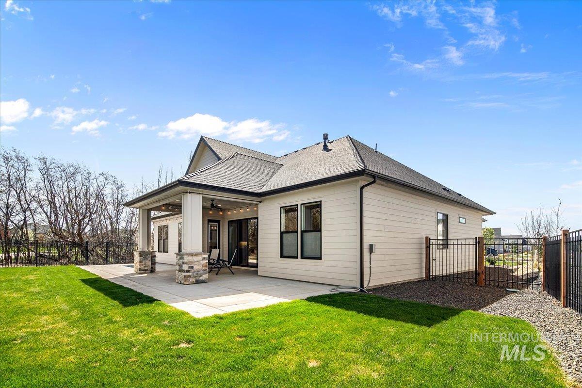 6500 W Flathead Lake St., Eagle, Idaho 83616, 5 Bedrooms, 4 Bathrooms, Residential For Sale, Price $1,050,000, 98981091