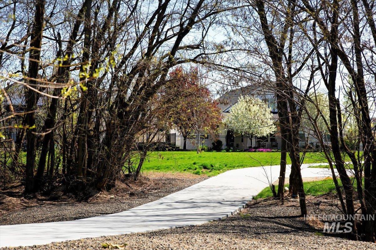 6500 W Flathead Lake St., Eagle, Idaho 83616, 5 Bedrooms, 4 Bathrooms, Residential For Sale, Price $1,050,000, 98981091