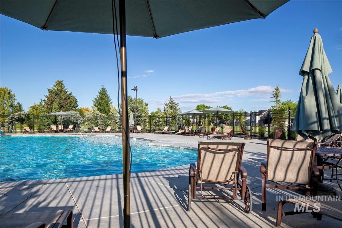 6500 W Flathead Lake St., Eagle, Idaho 83616, 5 Bedrooms, 4 Bathrooms, Residential For Sale, Price $1,050,000, 98981091