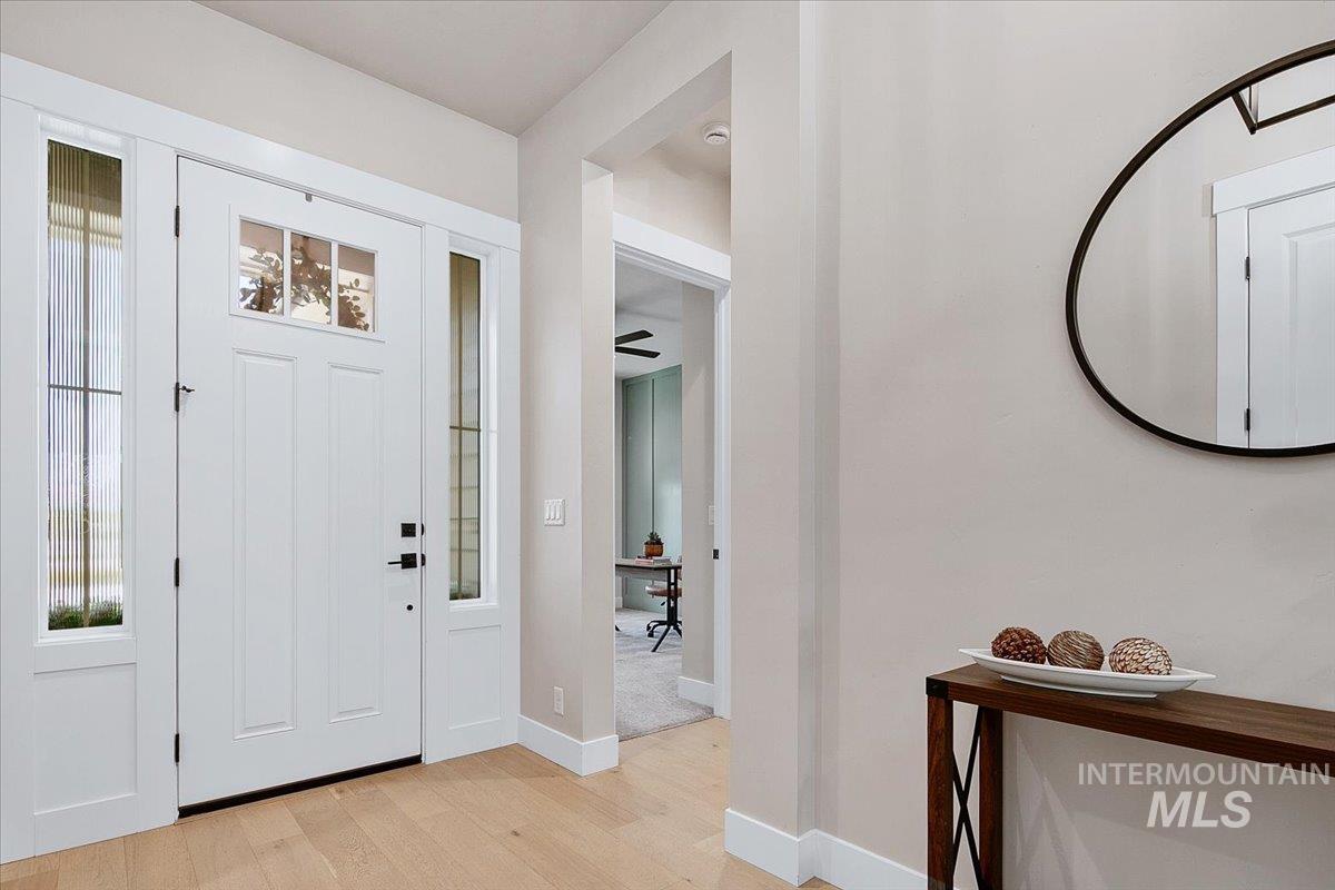 6500 W Flathead Lake St., Eagle, Idaho 83616, 5 Bedrooms, 4 Bathrooms, Residential For Sale, Price $1,050,000, 98981091