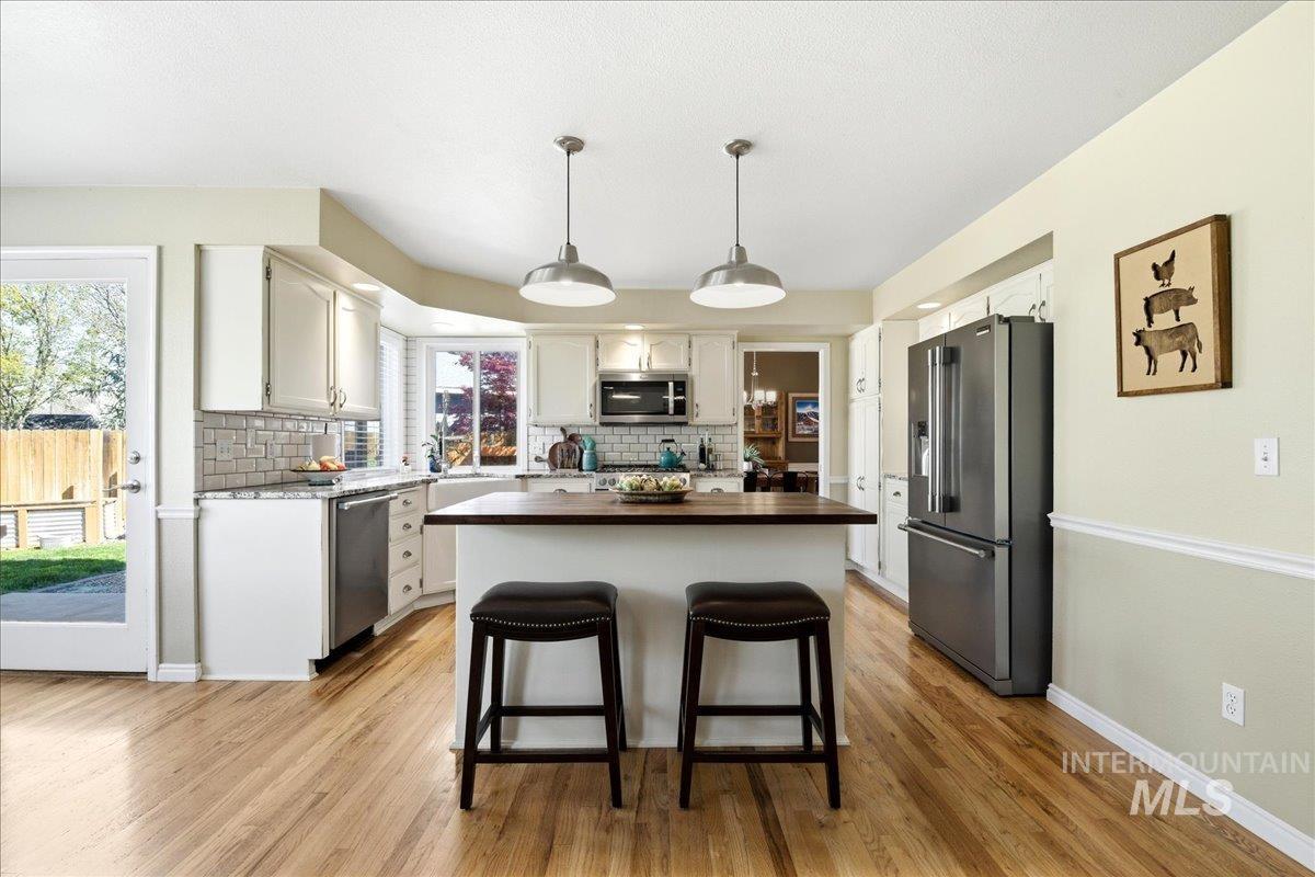 4715 N N Jullion Way, Boise, Idaho 83704, 5 Bedrooms, 2.5 Bathrooms, Residential For Sale, Price $577,000, 98981092