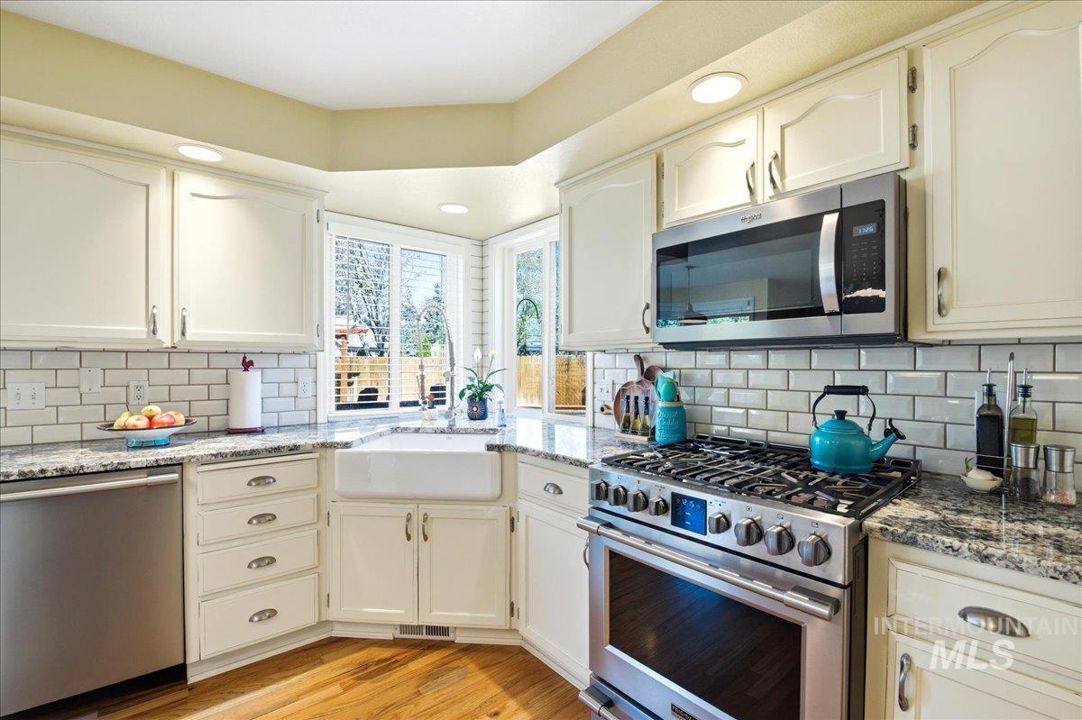 4715 N N Jullion Way, Boise, Idaho 83704, 5 Bedrooms, 2.5 Bathrooms, Residential For Sale, Price $577,000, 98981092