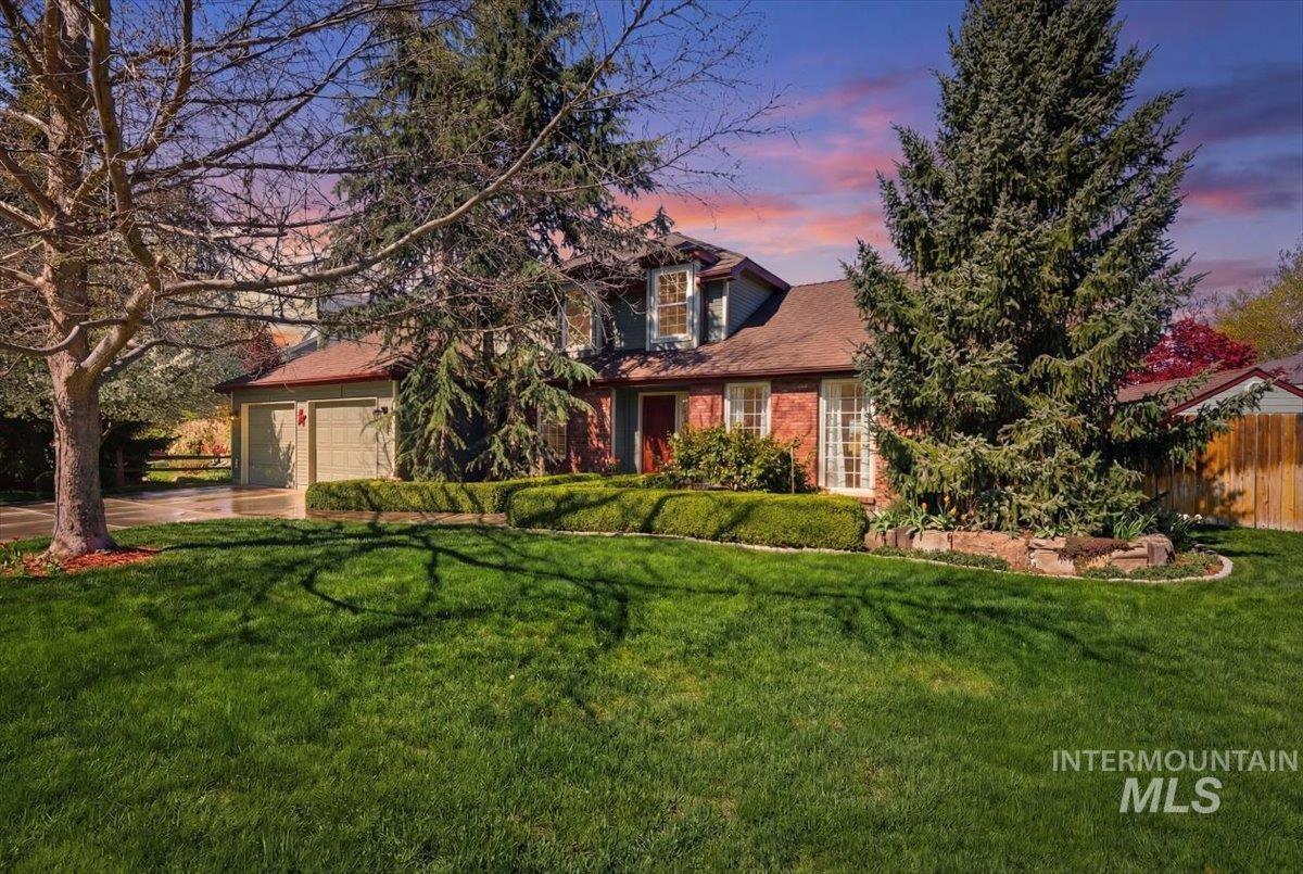 4715 N N Jullion Way, Boise, Idaho 83704, 5 Bedrooms, 2.5 Bathrooms, Residential For Sale, Price $577,000, 98981092