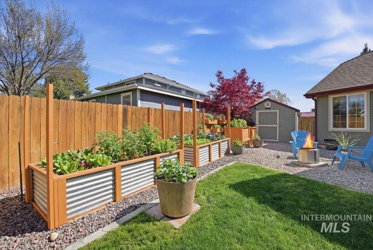 4715 N N Jullion Way, Boise, Idaho 83704, 5 Bedrooms, 2.5 Bathrooms, Residential For Sale, Price $577,000, 98981092