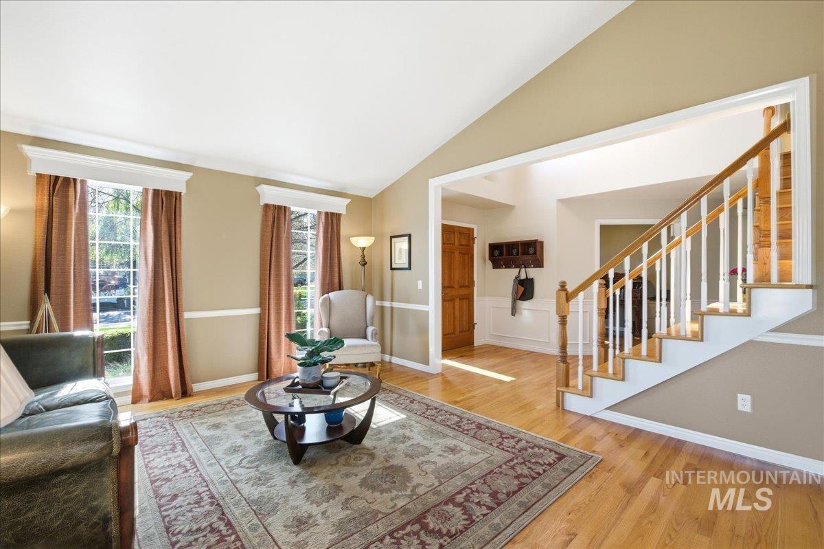 4715 N N Jullion Way, Boise, Idaho 83704, 5 Bedrooms, 2.5 Bathrooms, Residential For Sale, Price $577,000, 98981092