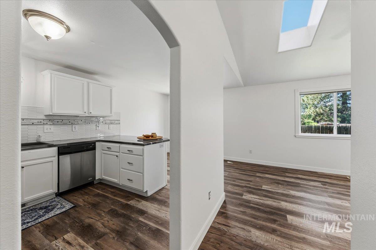 3203 S Capistrano Ave, Boise, Idaho 83705, 2 Bedrooms, 2.5 Bathrooms, Residential For Sale, Price $397,000, 98981093