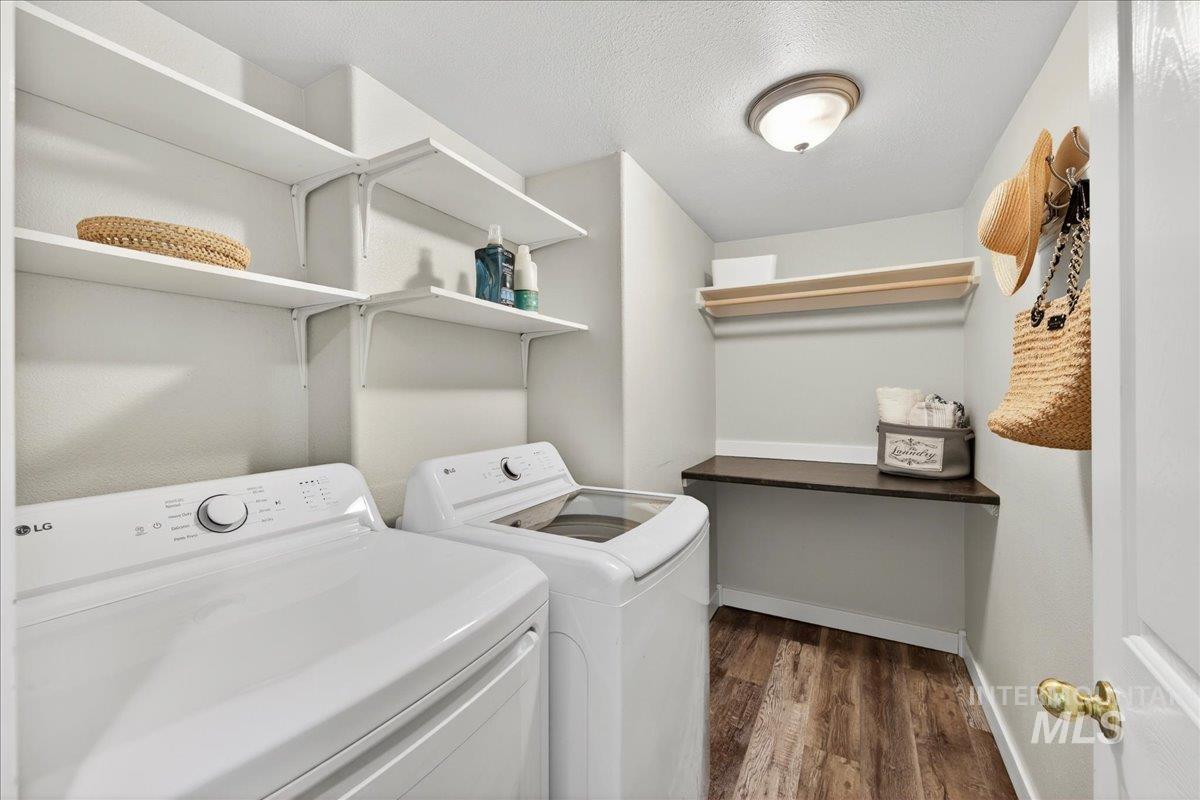 3203 S Capistrano Ave, Boise, Idaho 83705, 2 Bedrooms, 2.5 Bathrooms, Residential For Sale, Price $397,000, 98981093
