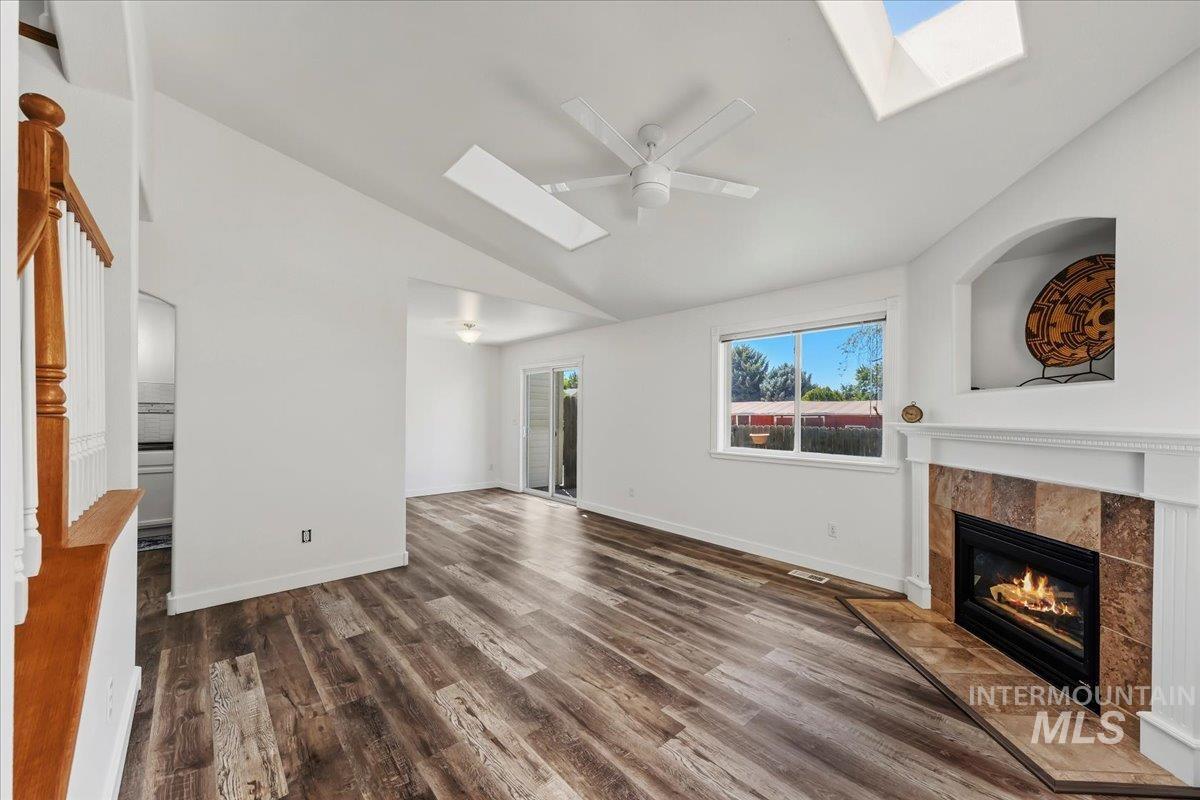 3203 S Capistrano Ave, Boise, Idaho 83705, 2 Bedrooms, 2.5 Bathrooms, Residential For Sale, Price $397,000, 98981093