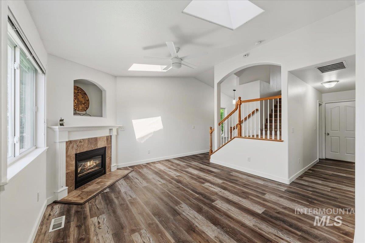 3203 S Capistrano Ave, Boise, Idaho 83705, 2 Bedrooms, 2.5 Bathrooms, Residential For Sale, Price $397,000, 98981093