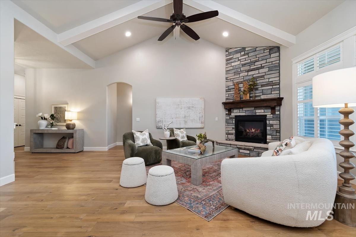 2039 N Finsbury Way, Star, Idaho 83669, 4 Bedrooms, 3.5 Bathrooms, Residential For Sale, Price $948,000, 98981094