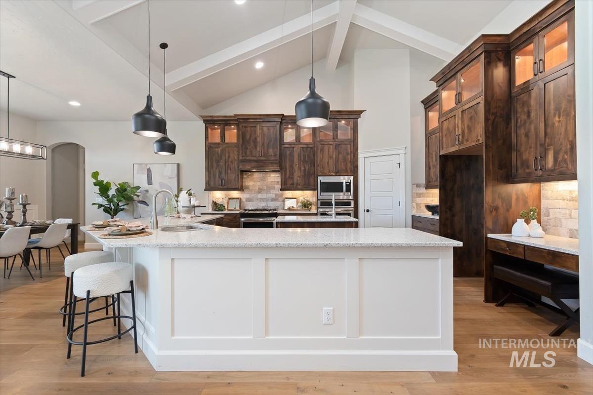 2039 N Finsbury Way, Star, Idaho 83669, 4 Bedrooms, 3.5 Bathrooms, Residential For Sale, Price $948,000, 98981094