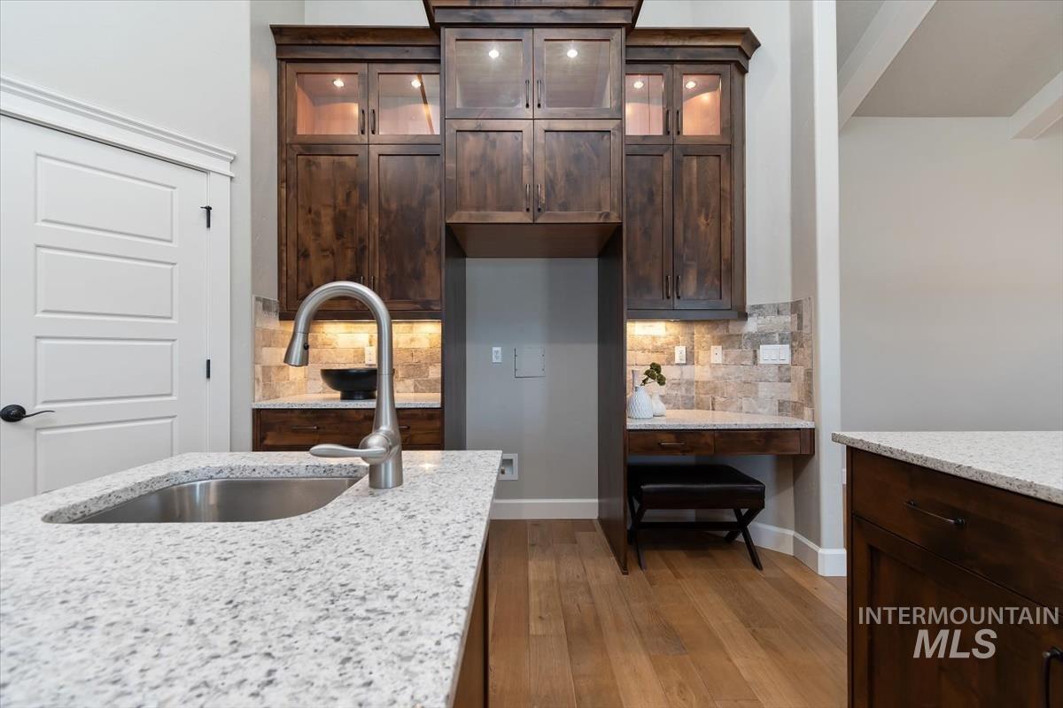 2039 N Finsbury Way, Star, Idaho 83669, 4 Bedrooms, 3.5 Bathrooms, Residential For Sale, Price $948,000, 98981094