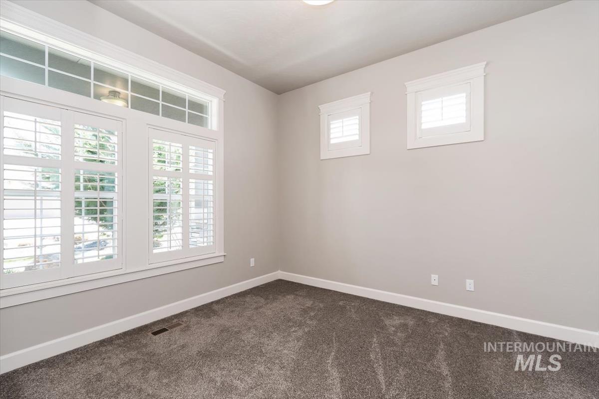 2039 N Finsbury Way, Star, Idaho 83669, 4 Bedrooms, 3.5 Bathrooms, Residential For Sale, Price $948,000, 98981094