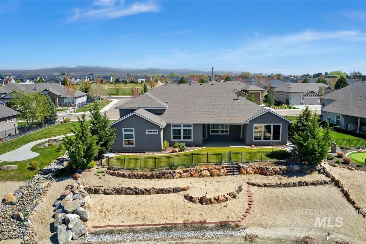 2039 N Finsbury Way, Star, Idaho 83669, 4 Bedrooms, 3.5 Bathrooms, Residential For Sale, Price $948,000, 98981094