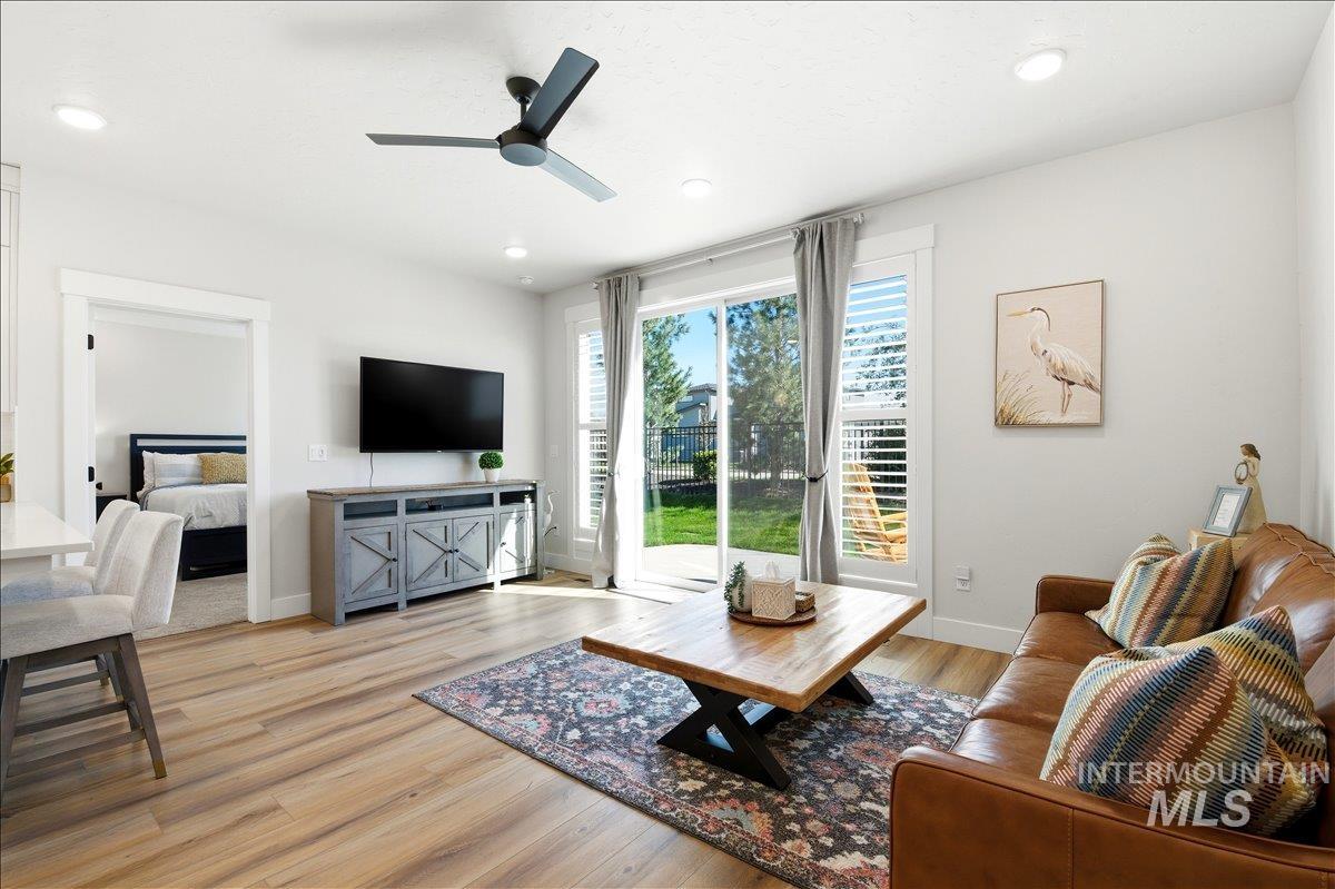 3855 W Spring House Ln, Eagle, Idaho 83616, 3 Bedrooms, 2.5 Bathrooms, Residential For Sale, Price $536,900, 98981095