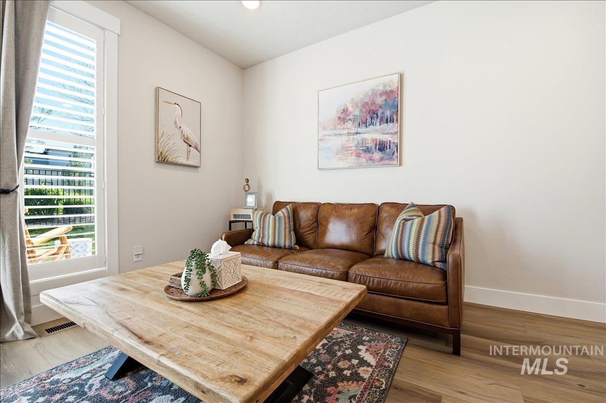 3855 W Spring House Ln, Eagle, Idaho 83616, 3 Bedrooms, 2.5 Bathrooms, Residential For Sale, Price $536,900, 98981095