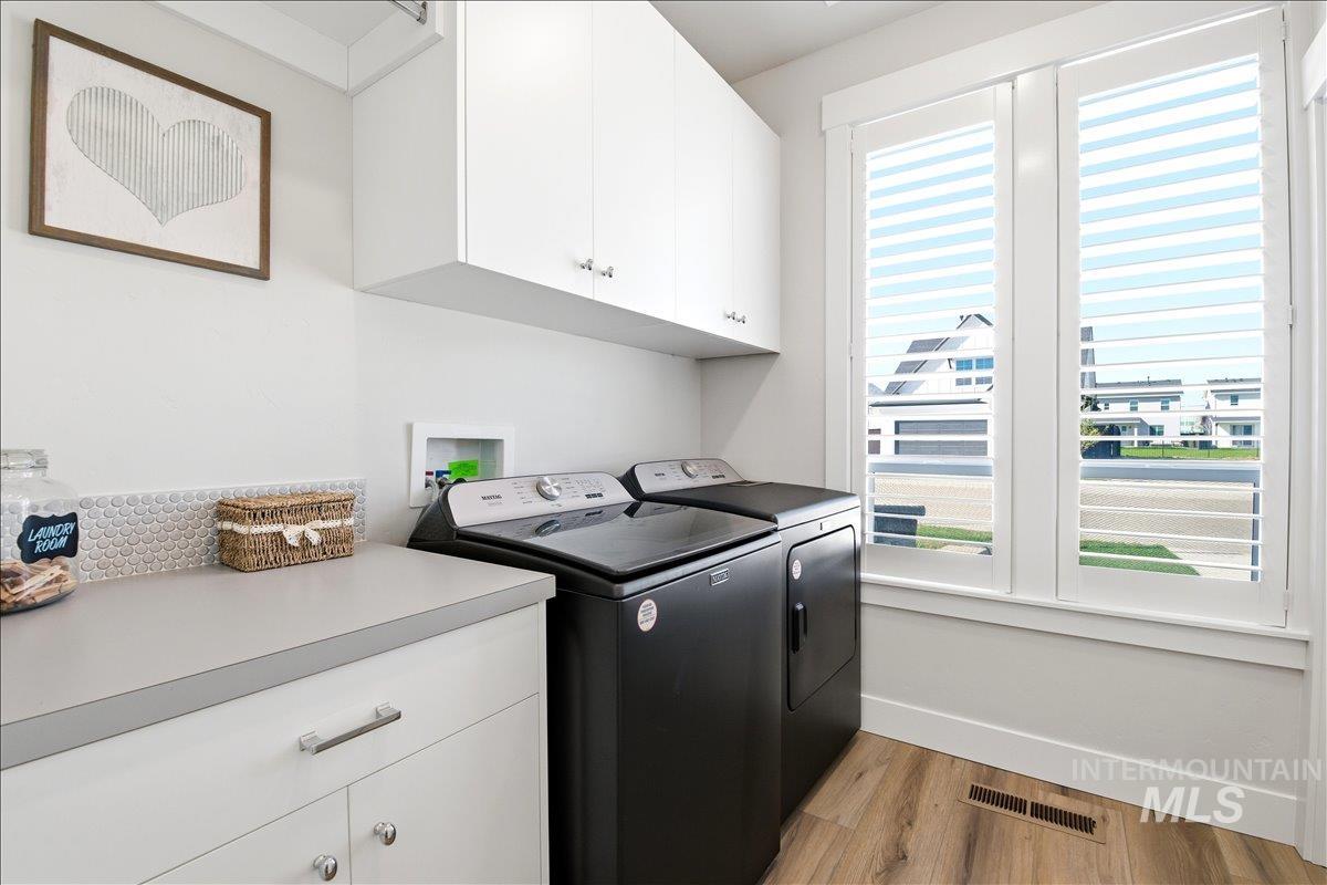 3855 W Spring House Ln, Eagle, Idaho 83616, 3 Bedrooms, 2.5 Bathrooms, Residential For Sale, Price $536,900, 98981095