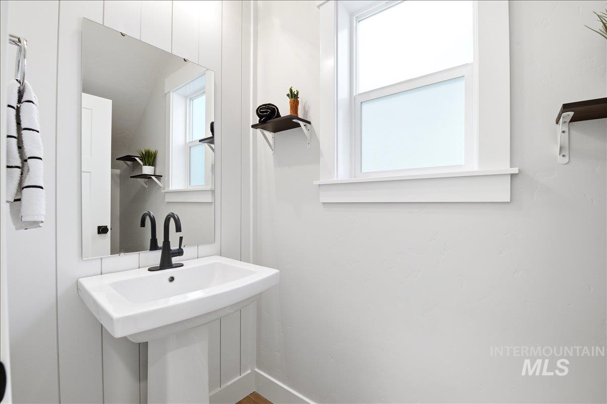 3855 W Spring House Ln, Eagle, Idaho 83616, 3 Bedrooms, 2.5 Bathrooms, Residential For Sale, Price $536,900, 98981095