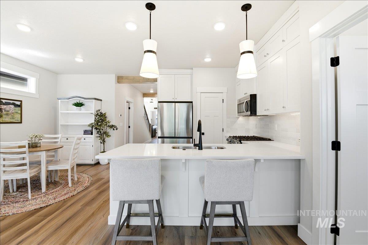 3855 W Spring House Ln, Eagle, Idaho 83616, 3 Bedrooms, 2.5 Bathrooms, Residential For Sale, Price $536,900, 98981095