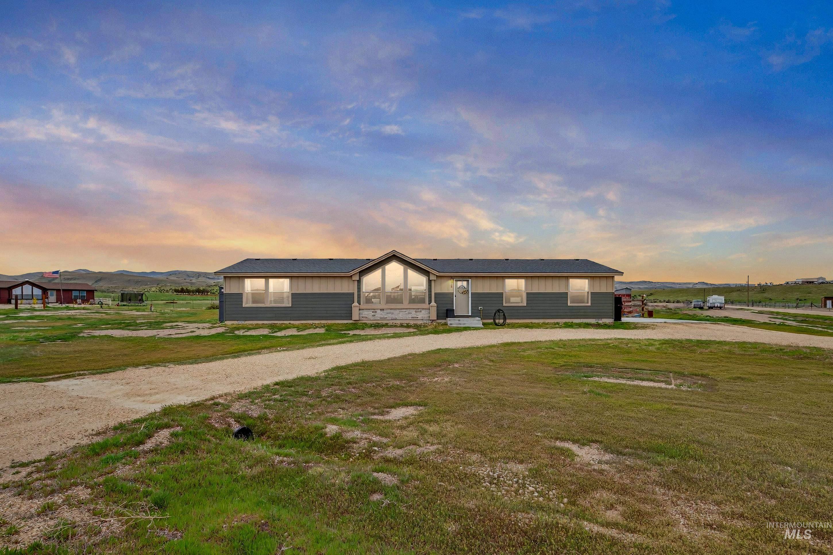728 Chase Ln, Melba, Idaho 83641, 4 Bedrooms, 2 Bathrooms, Residential For Sale, Price $584,900, 98981097