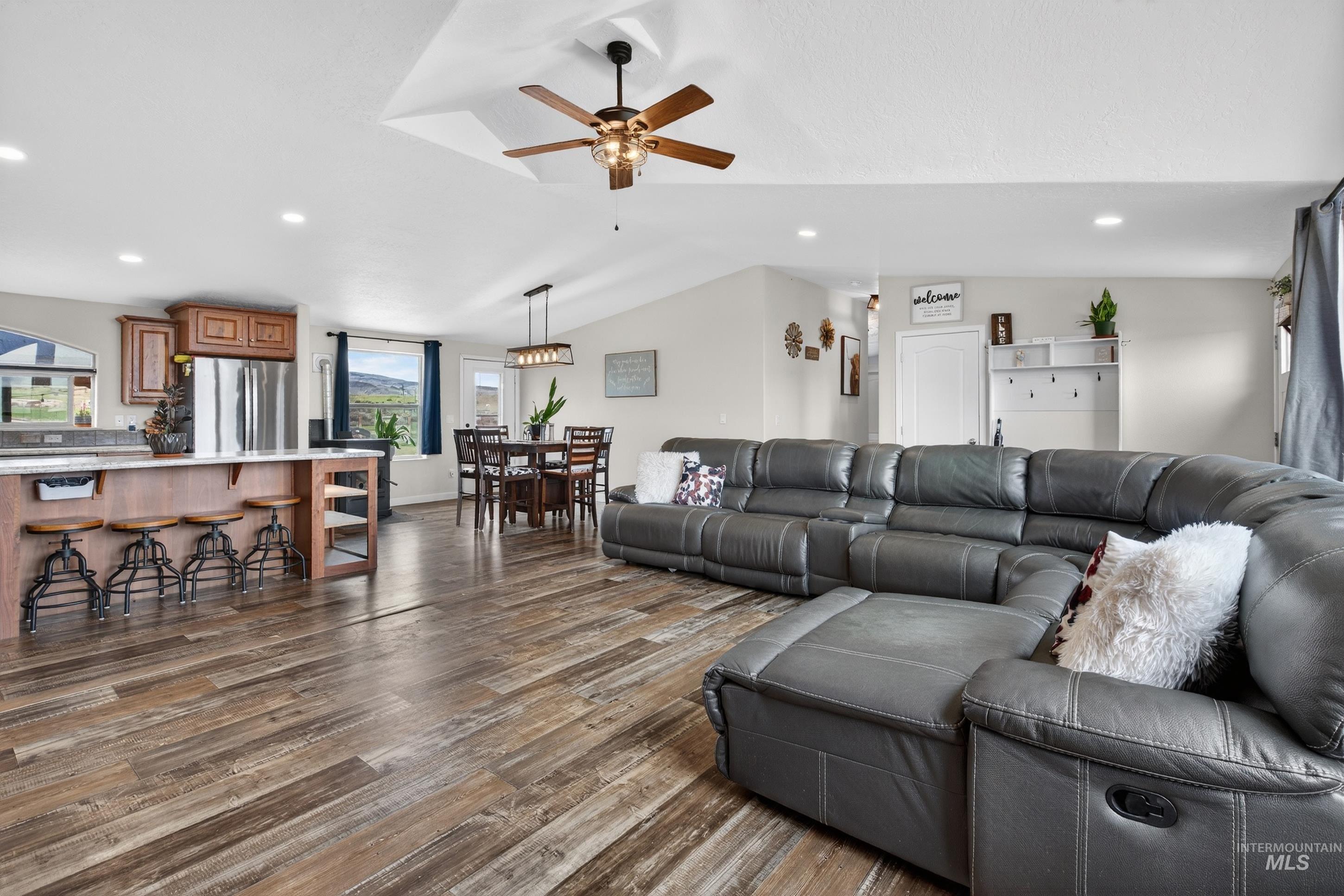 728 Chase Ln, Melba, Idaho 83641, 4 Bedrooms, 2 Bathrooms, Residential For Sale, Price $584,900, 98981097