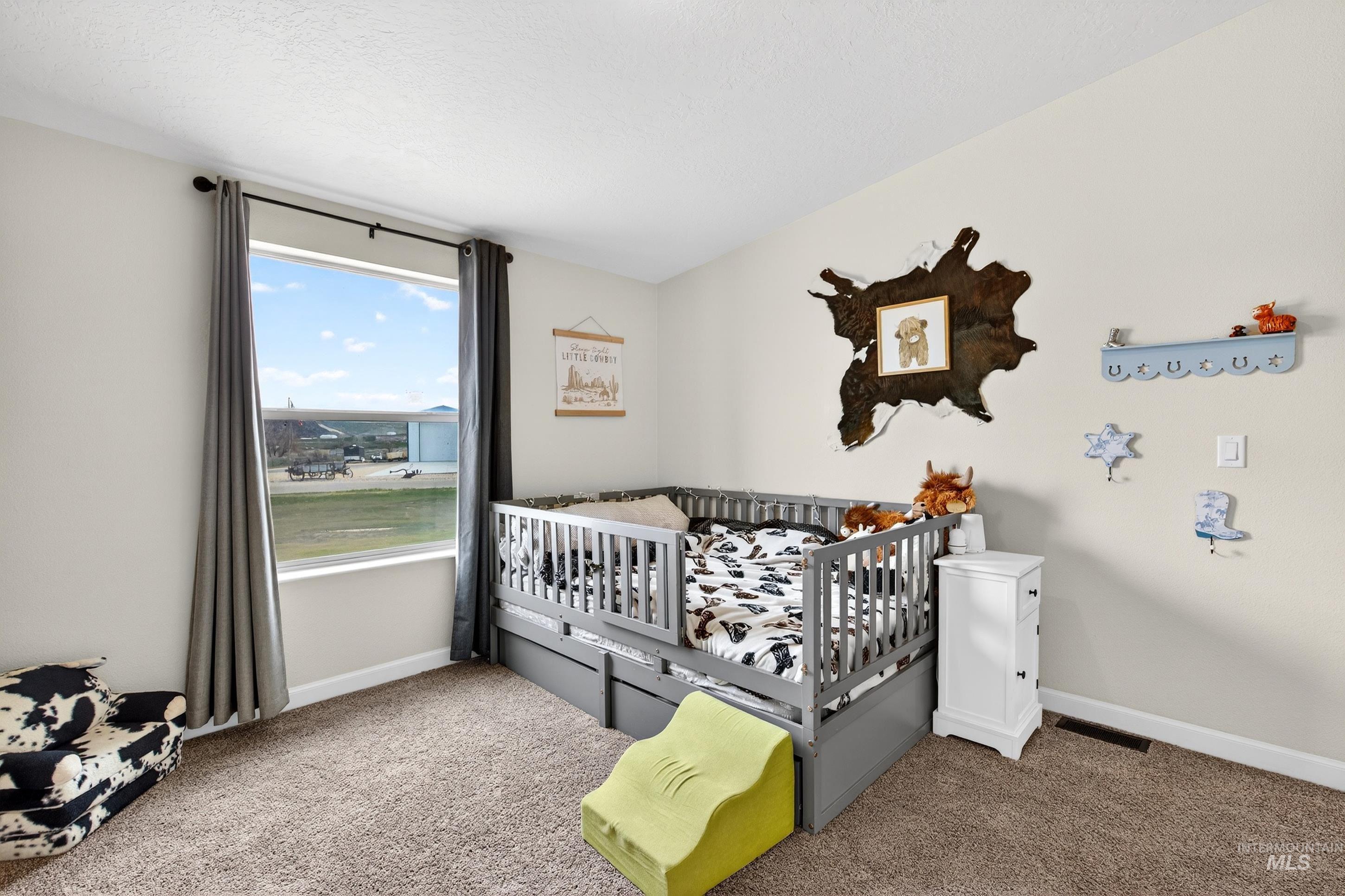 728 Chase Ln, Melba, Idaho 83641, 4 Bedrooms, 2 Bathrooms, Residential For Sale, Price $584,900, 98981097