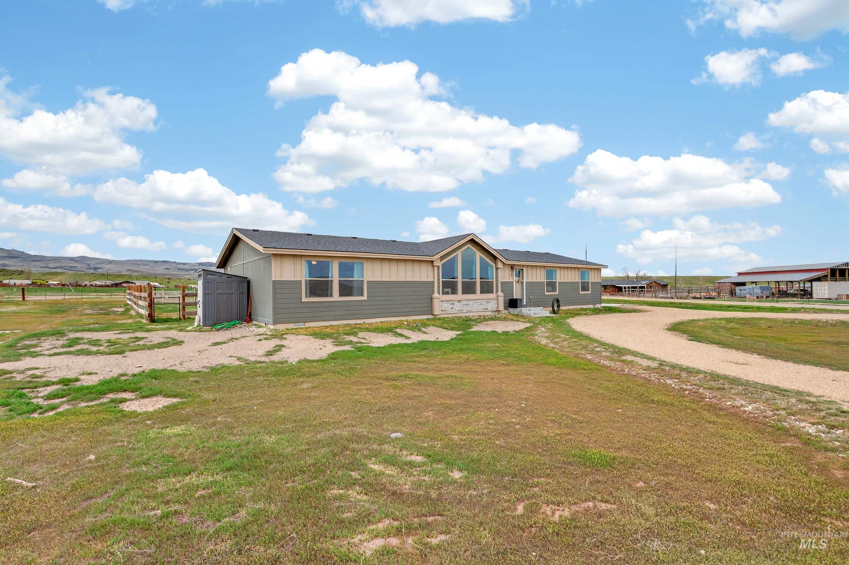 728 Chase Ln, Melba, Idaho 83641, 4 Bedrooms, 2 Bathrooms, Residential For Sale, Price $584,900, 98981097