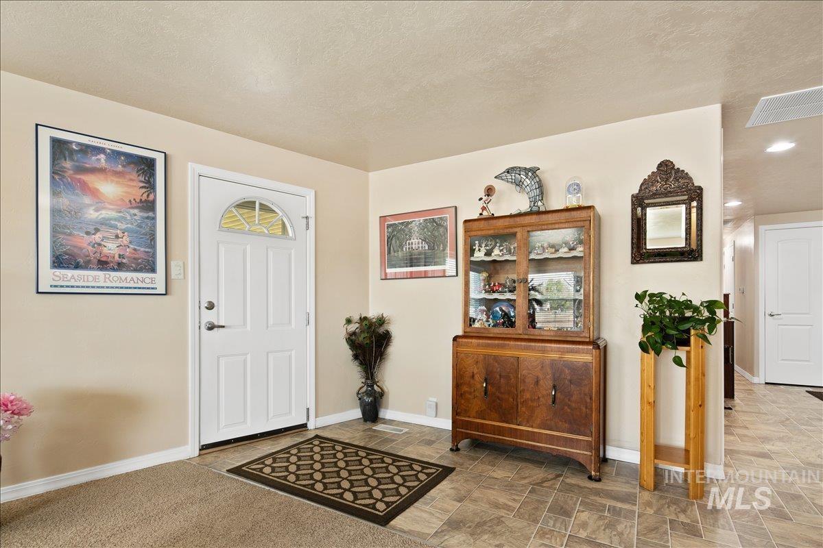 1785 N Haskett Street, Mountain Home, Idaho 83647, 3 Bedrooms, 2 Bathrooms, Residential For Sale, Price $325,000, 98981098